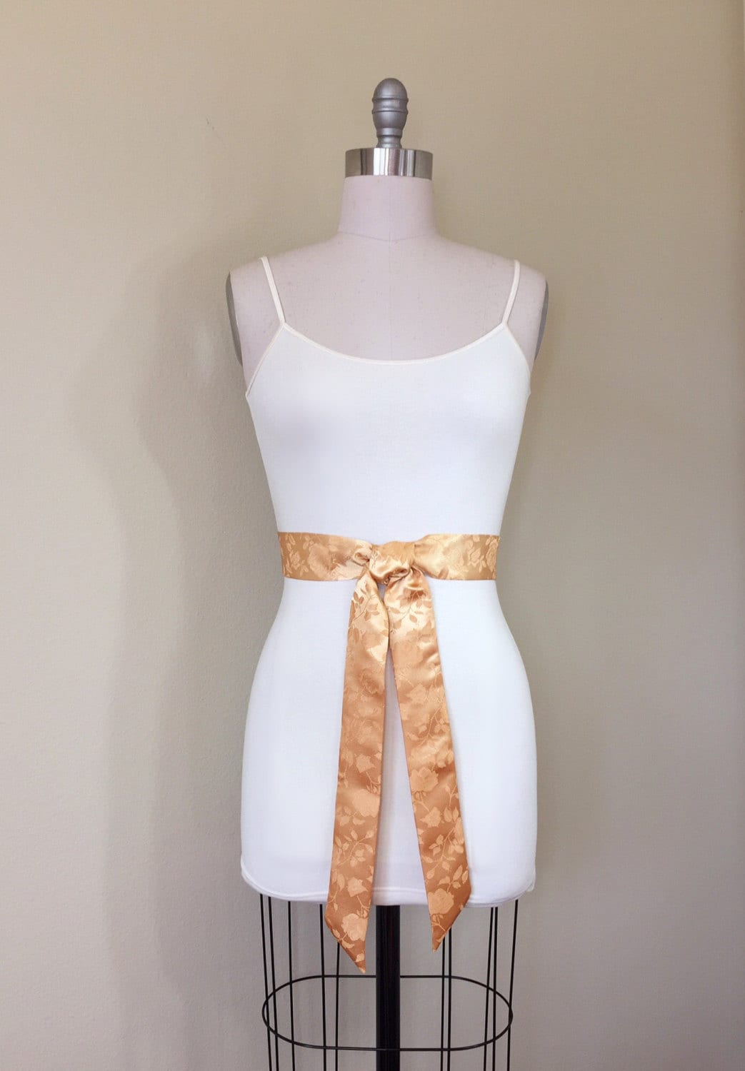 Dark Gold Satin Sash in Rose Jacquard, Gold Rose Sash, Brocade Gold Sash, Wedding Dress Sash, Bridesmaid Sash, Gold Wedding, Satin Swank