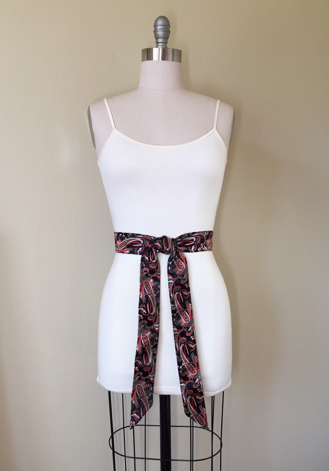 Black & Red Sash in Chinese Brocade, Red and Black Satin Sash, Red, Black and Gold Satin Brocade, Obi Belt, Kimono Sash, Satin Swank