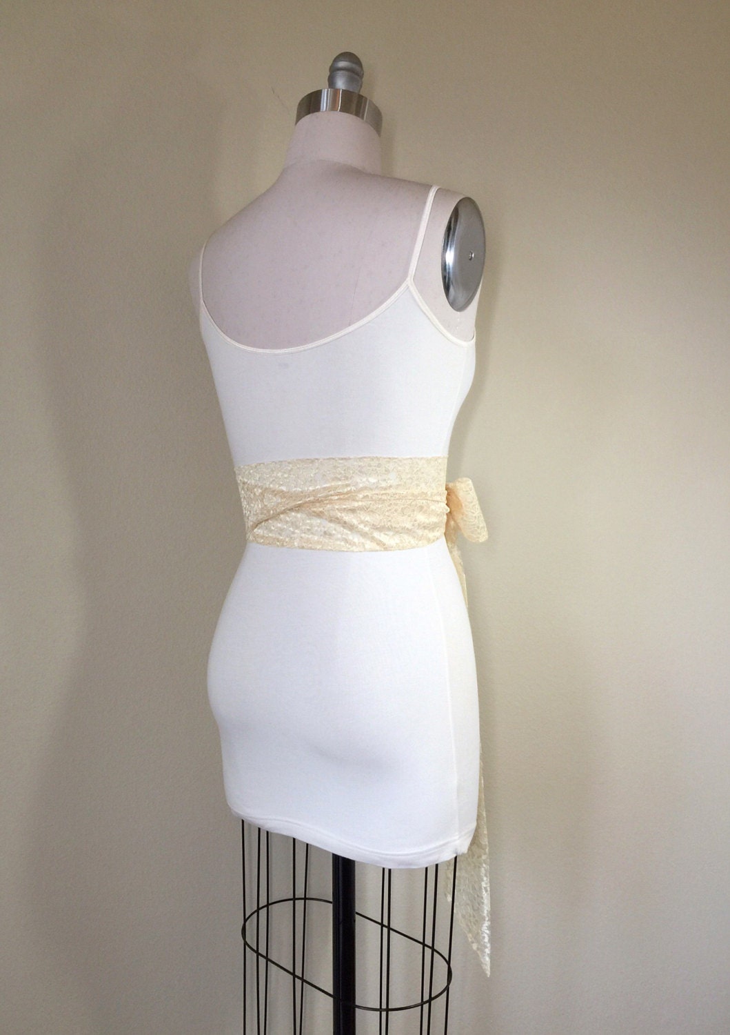 Pale Gold Lace Sash, Gold Wedding Dress Sash, Extra Long Lace Sash, Lace Gold Sash, Light Gold Wedding Sash, Gold Lace Obi Sash, Satin Swank