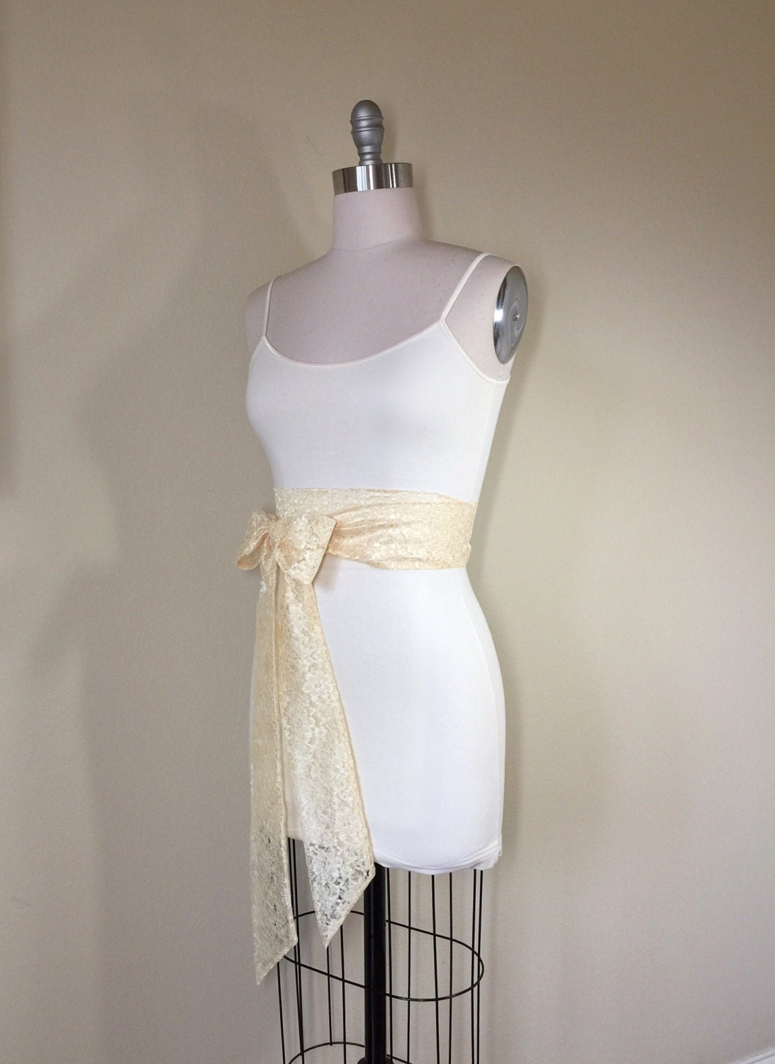 Pale Gold Lace Sash, Gold Wedding Dress Sash, Extra Long Lace Sash, Lace Gold Sash, Light Gold Wedding Sash, Gold Lace Obi Sash, Satin Swank