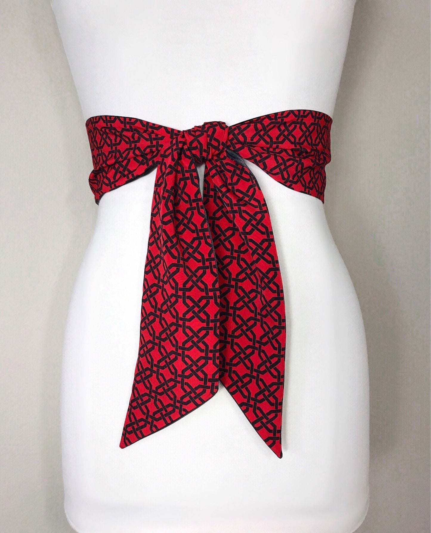 Wide Red & Black Sash, Black and Red Print Sash, Geometric Print Sash, Wide Black and Red Sash Belt, Red Black Reversible Sash, Satin Swank