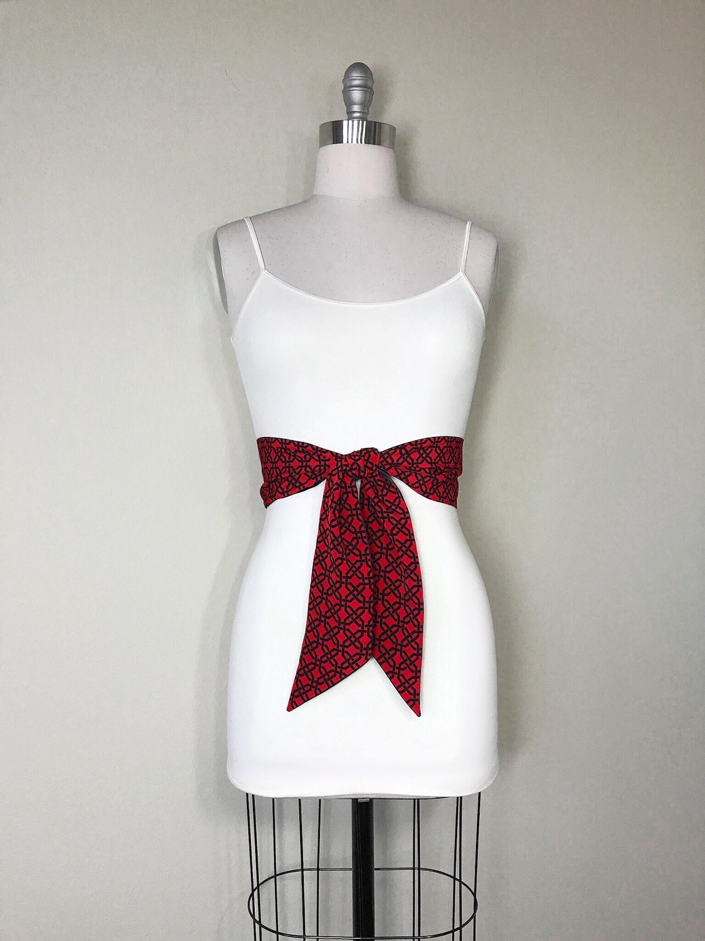 Wide Red & Black Sash, Black and Red Print Sash, Geometric Print Sash, Wide Black and Red Sash Belt, Red Black Reversible Sash, Satin Swank