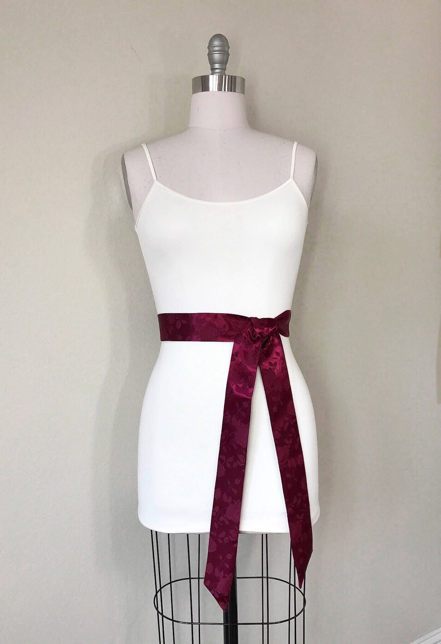 Wine Satin Sash in Rose Jacquard, Burgundy Rose Sash, Burgundy Sash, Wine Wedding Dress Sash, Bridesmaid Sash, Burgundy Wedding, Satin Swank