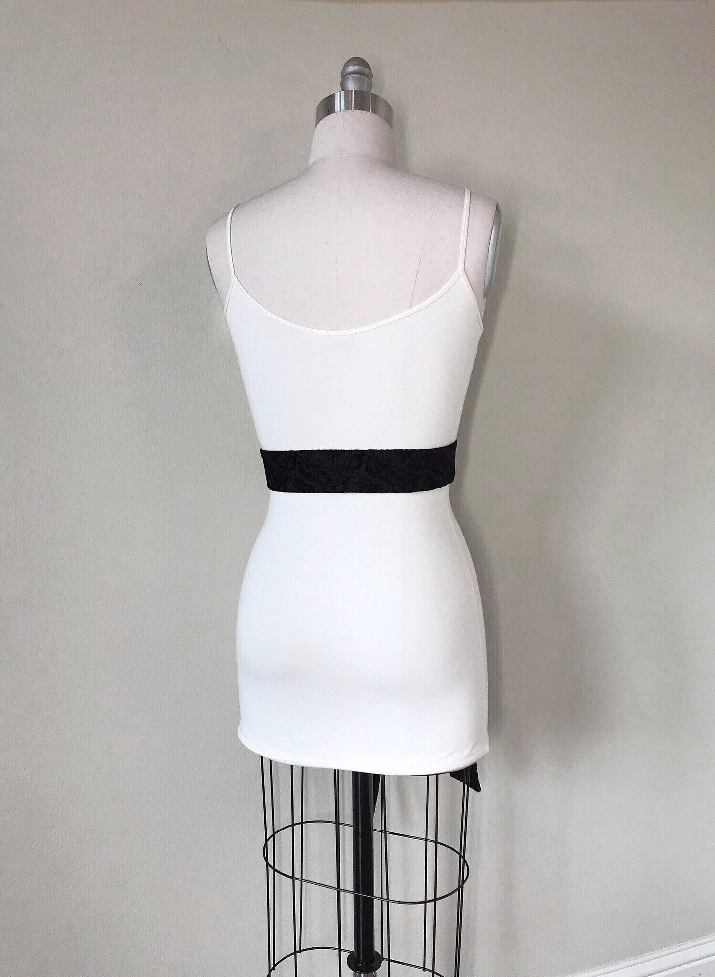 Narrow Flocked Velvet Sash, Black Sash Belt in Flocked Velvet Damask, Velvet Flocked Sash, Velvet Accessories, Flocked Denim, Satin Swank