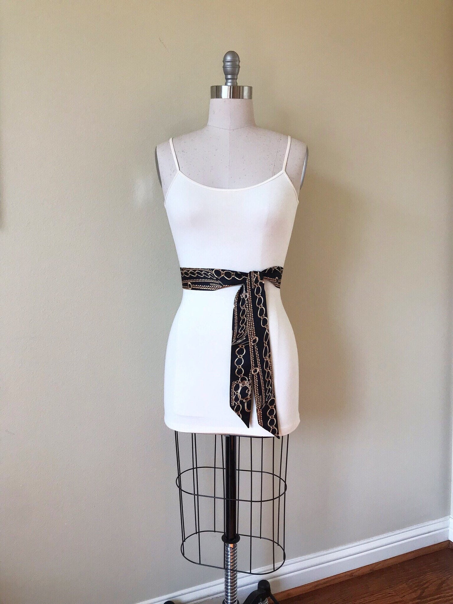 Narrow Black & Gold Chain Sash Belt, Black and Gold Sash, Gold Chain Link Belt, Chain Link Sash, Black and Gold Dress Sash, Satin Swank