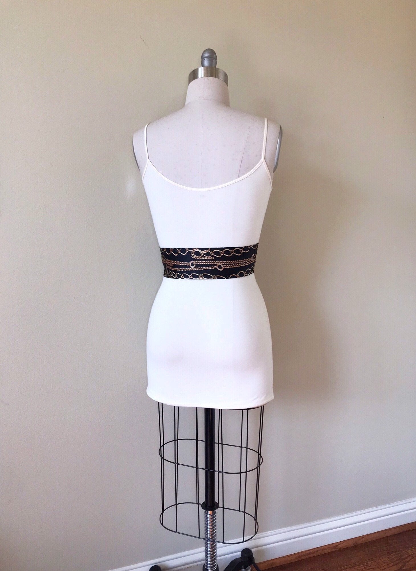 Wide Black & Gold Chain Sash Belt, Black and Gold Sash, Gold Chain Link Belt, Chain Link Sash, Black and Gold Dress Sash, Satin Swank