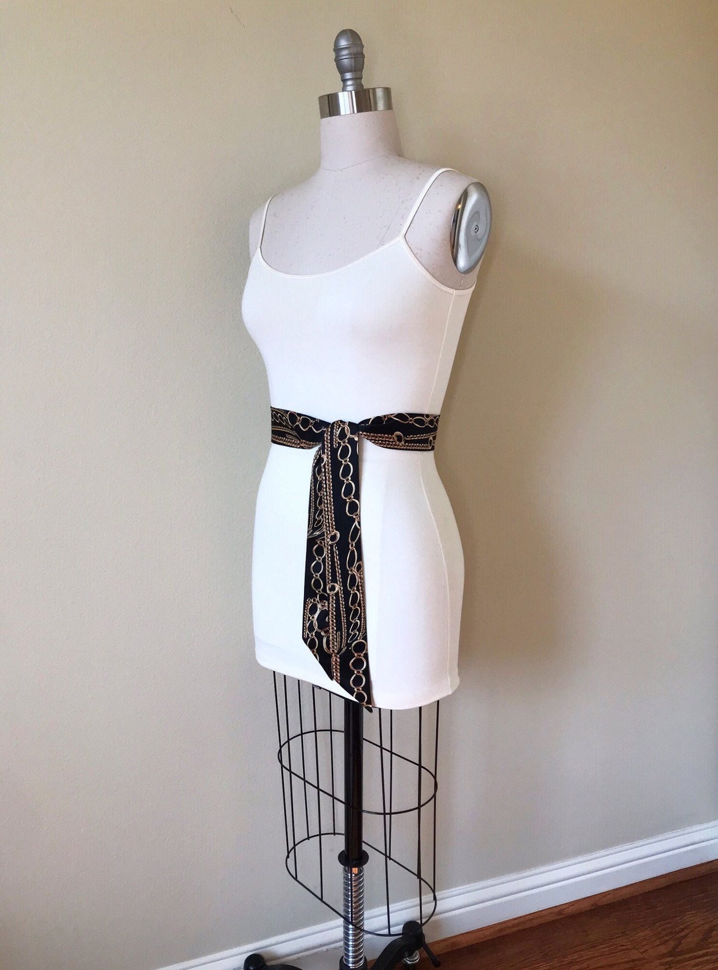 Narrow Black & Gold Chain Sash Belt, Black and Gold Sash, Gold Chain Link Belt, Chain Link Sash, Black and Gold Dress Sash, Satin Swank