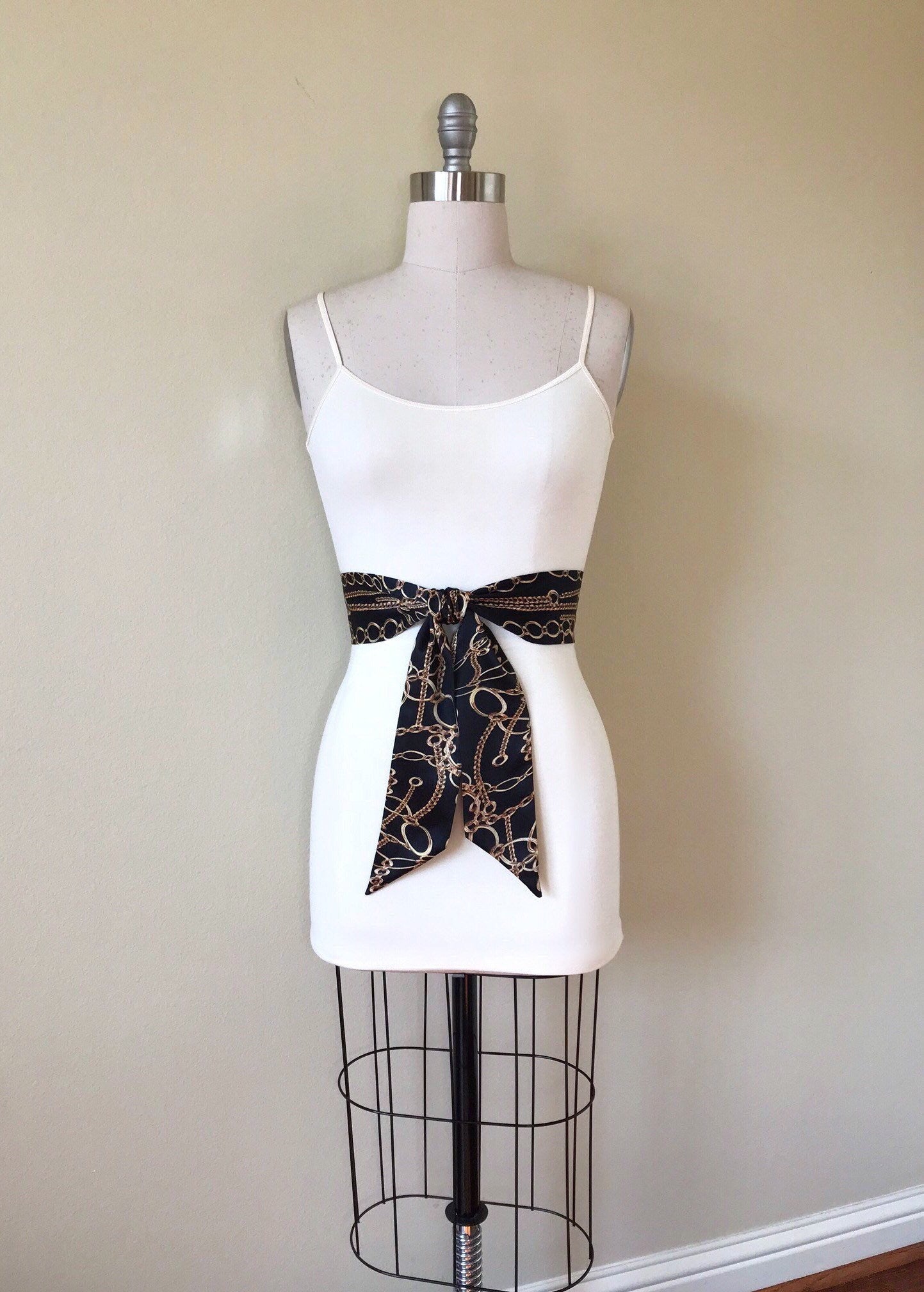 Wide Black & Gold Chain Sash Belt, Black and Gold Sash, Gold Chain Link Belt, Chain Link Sash, Black and Gold Dress Sash, Satin Swank