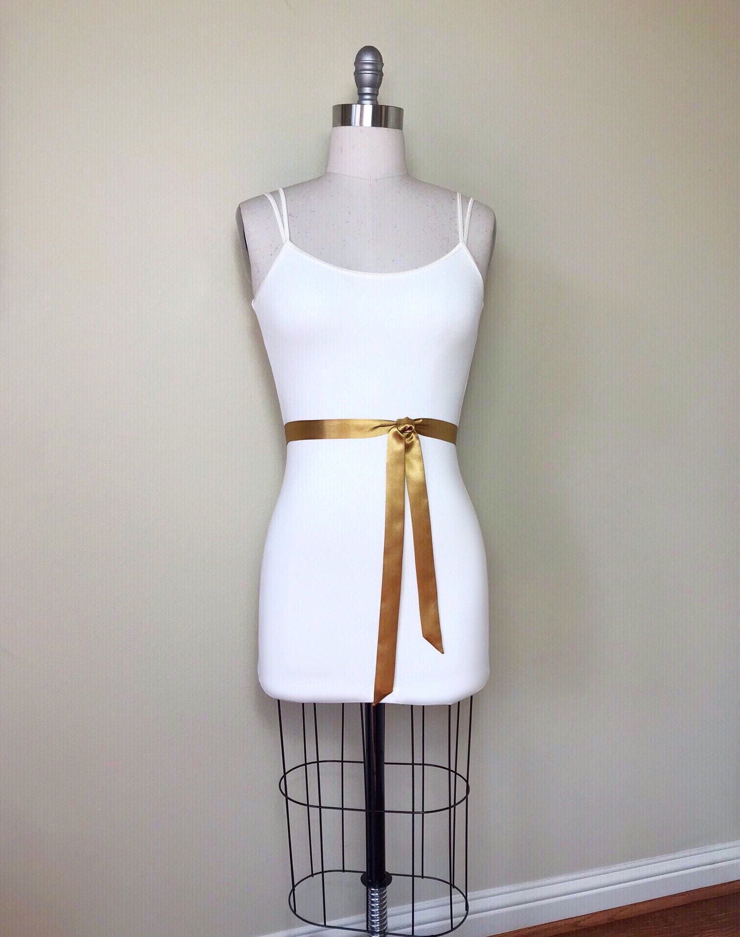 Extra Narrow Antique Gold Sash, Skinny Sash Belt, Antique Gold Satin Sash Belt, Skinny Gold Sash Belt, Satin Gold Belt, Satin Swank