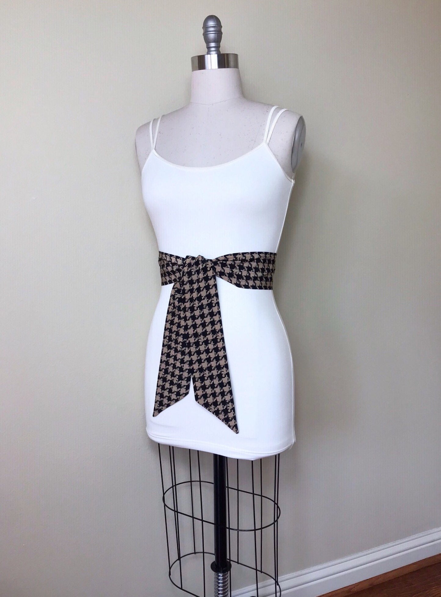 Black & Brown Houndstooth Sash Belt, Brown and Black Sash, Houndstooth Check Sash, Black Brown Dress Sash, Dogstooth Check Belt, Satin Swank