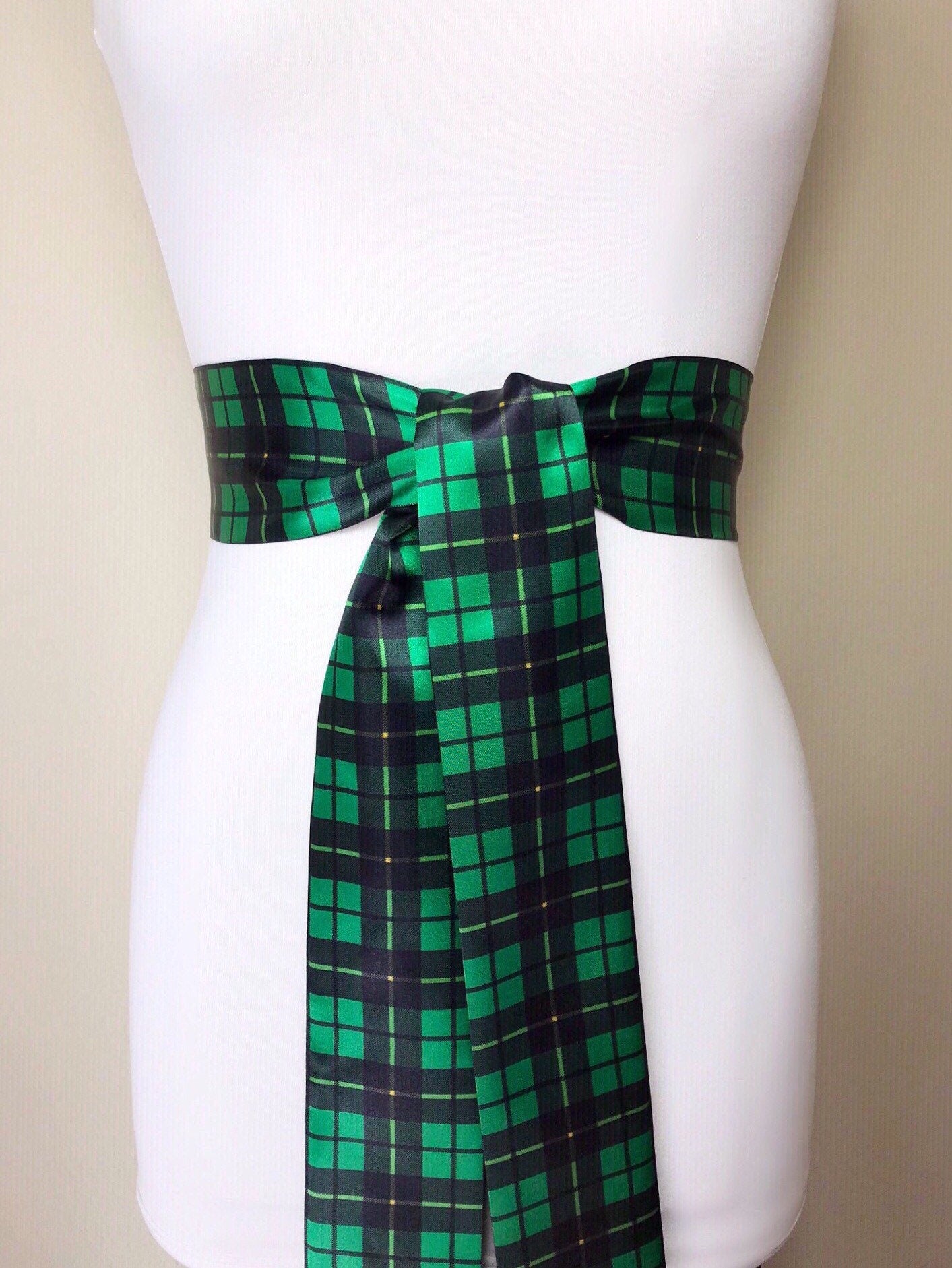 Wallace Tartan Sash, Green & Black Tartan Sash Belt, Wallace Hunting Tartan, Green Plaid Sash, Scottish Clan Wallace Tartan, Satin Swank