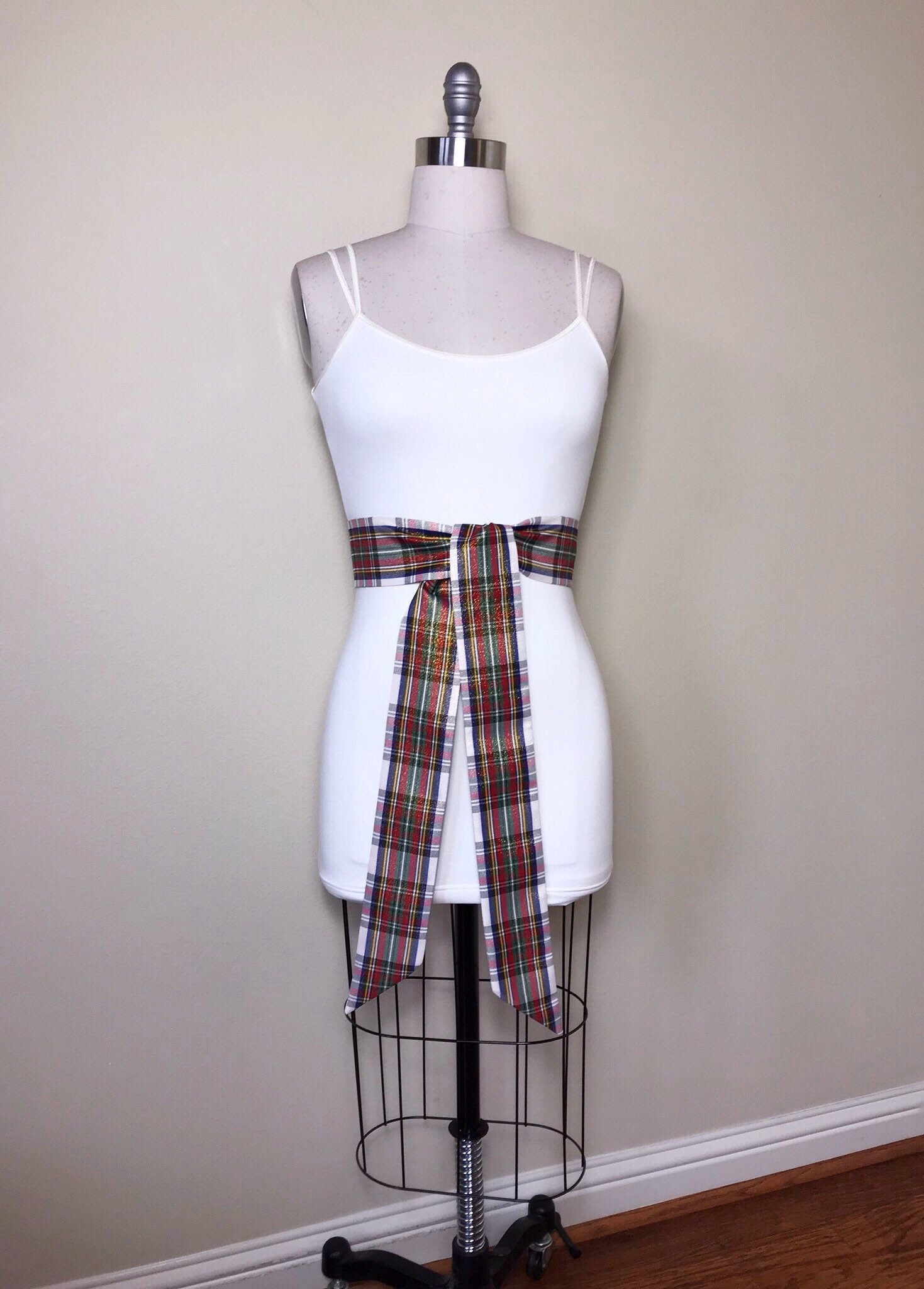 White Christmas Plaid Sash, Holiday Tartan Sash, Christmas Tartan Sash, Christmas Dress, Holiday Plaid Sash, Christmas Sash, Satin Swank