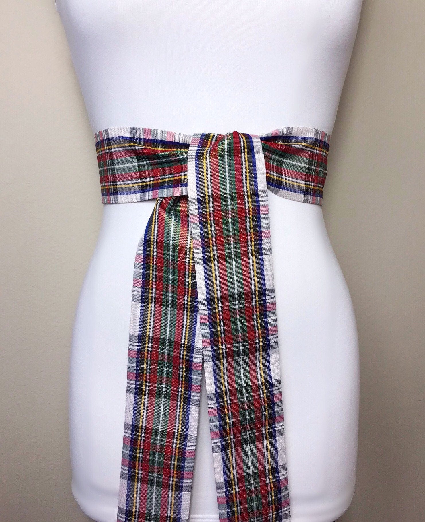 White Christmas Plaid Sash, Holiday Tartan Sash, Christmas Tartan Sash, Christmas Dress, Holiday Plaid Sash, Christmas Sash, Satin Swank