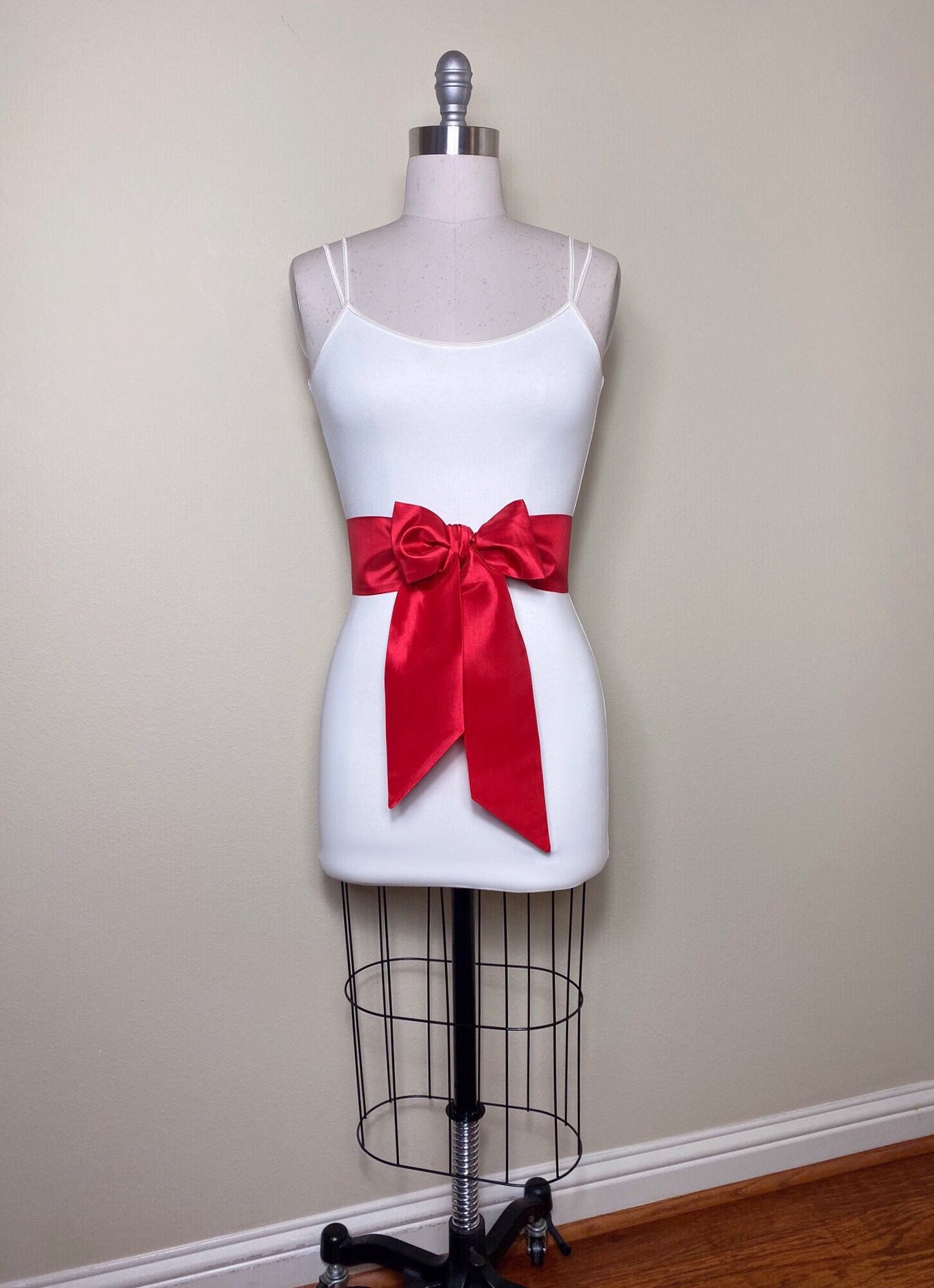 Crisp Taffeta Sash in Bright Red, Taffeta Bow Belt, Formal Dress Sash, Christmas Sash, Holiday Sash, Satin Swank