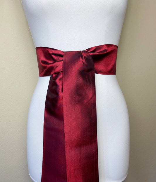 Crisp Taffeta Sash in Burgundy, Burgundy Taffeta Bow Belt, Formal Dress Sash, Wine Taffeta Sash, Burgundy Holiday Sash, Satin Swank