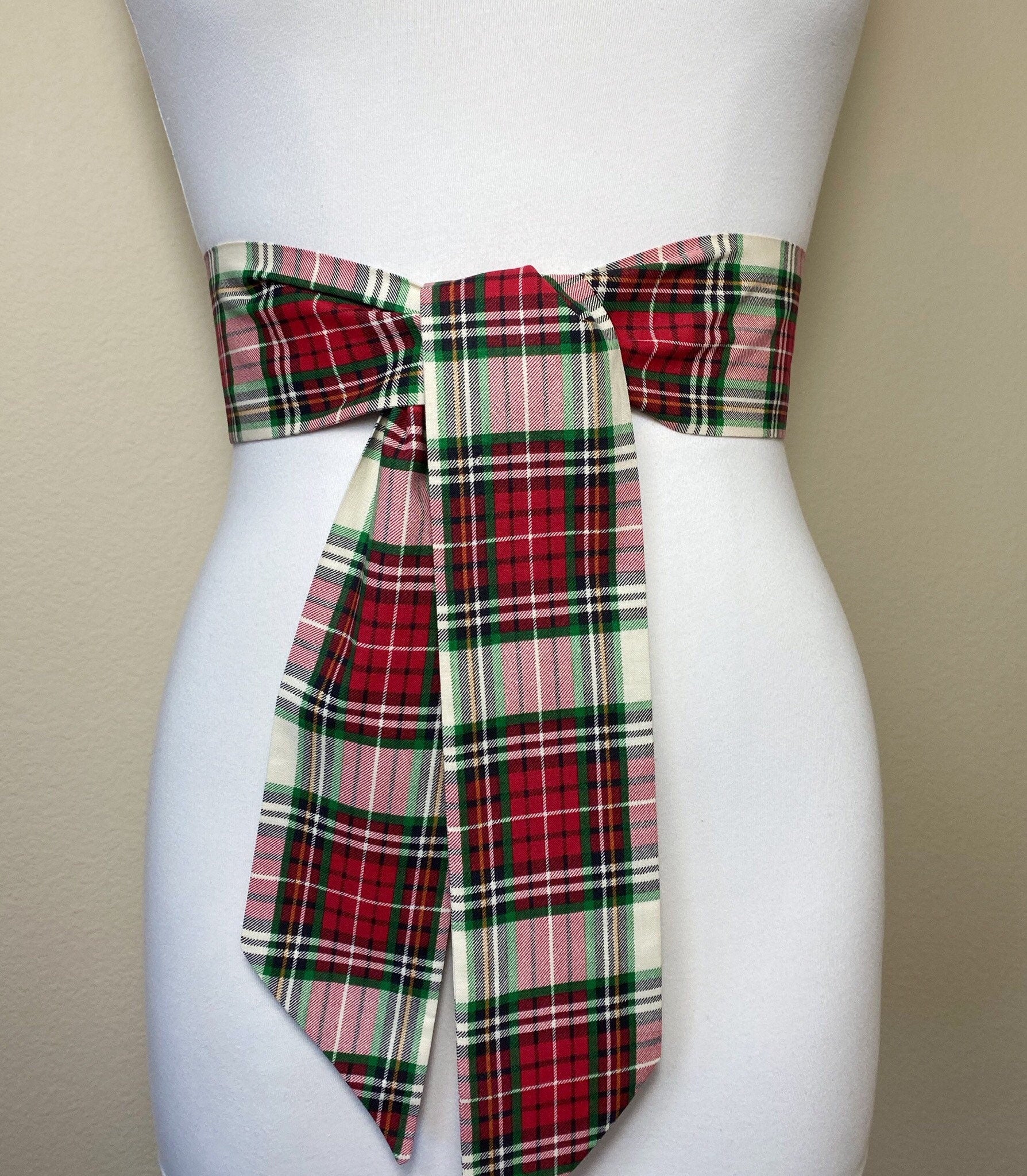 Large Print Stewart Dress Tartan Sash Belt, Wide Stewart Tartan Plaid Sash, Ivory & Red Plaid Sash, Scottish Tartan Accessories, Satin Swank