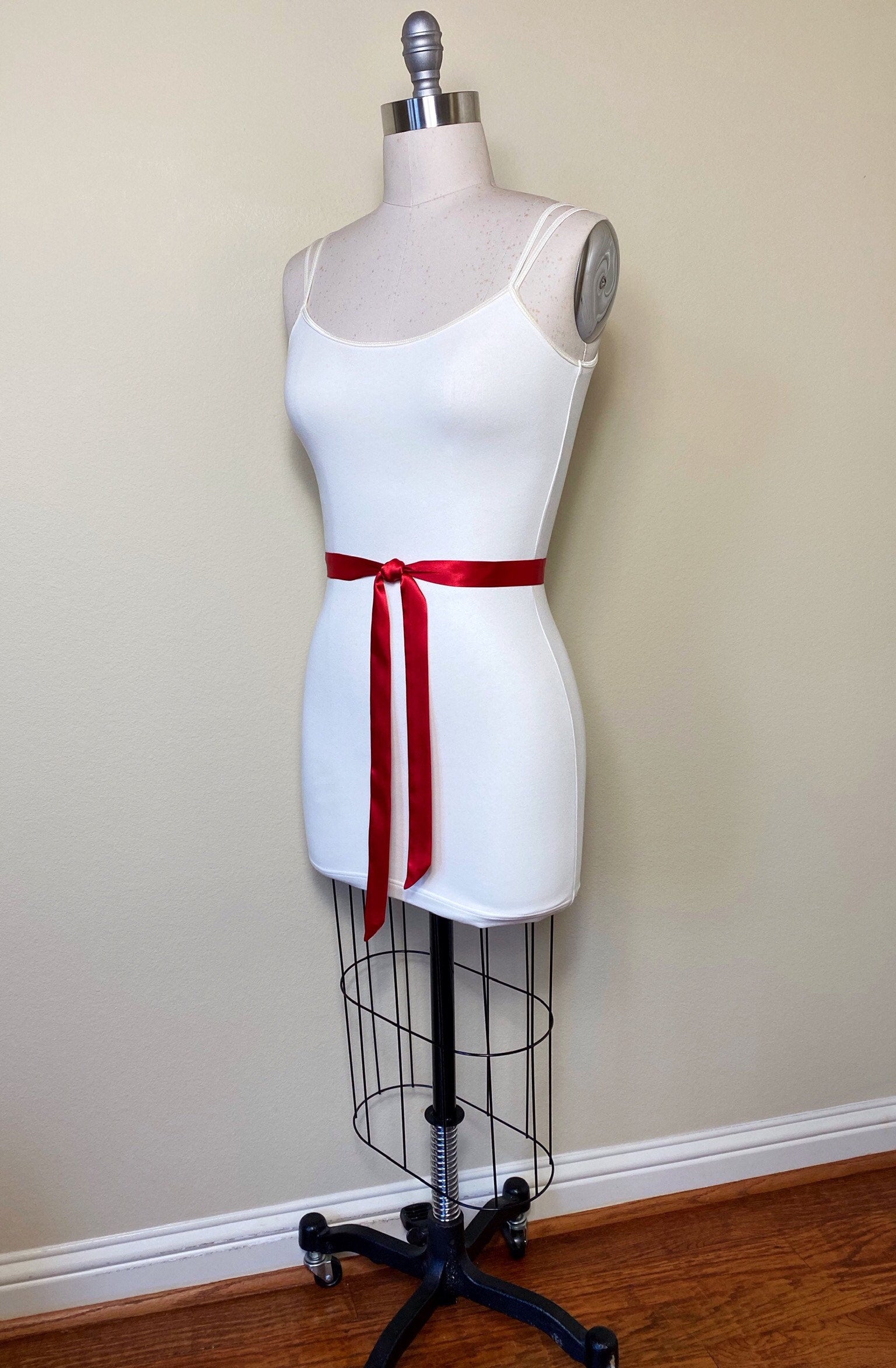 Extra Narrow Crimson Red Sash, Skinny Sash Belt, Red Satin Sash Belt, Skinny Red Sash, Satin Red Belt, Crimson Red Narrow Sash, Satin Swank