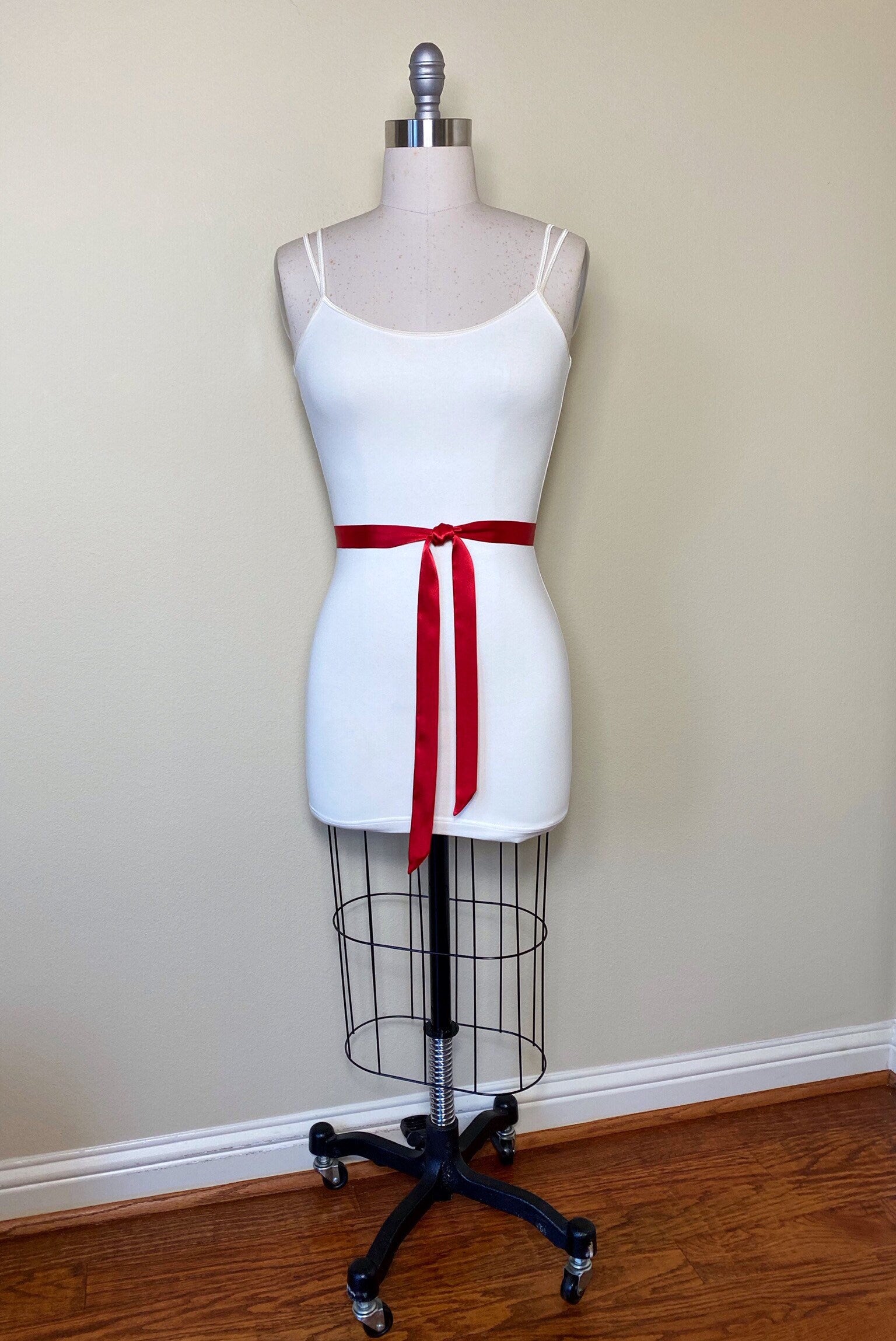 Extra Narrow Crimson Red Sash, Skinny Sash Belt, Red Satin Sash Belt, Skinny Red Sash, Satin Red Belt, Crimson Red Narrow Sash, Satin Swank