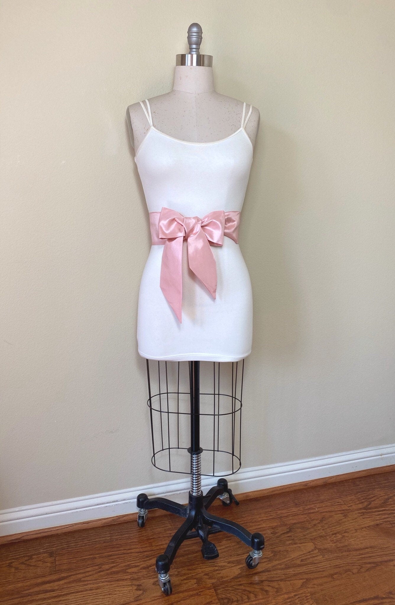 Crisp Taffeta Sash in Warm Blush, Blush Taffeta Bow Belt, Formal Dress Sash, Warm Blush Sash Belt, Taffeta Blush Sash, Satin Swank