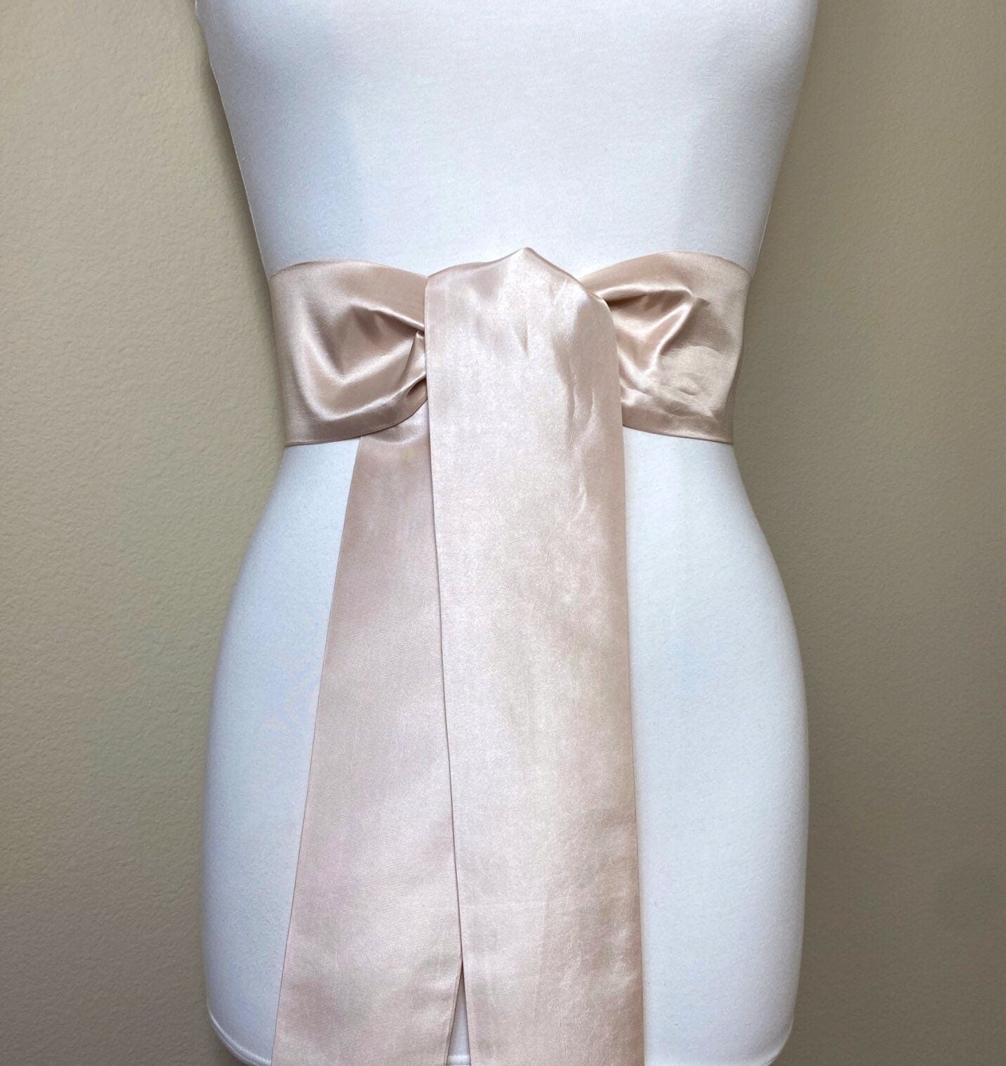 Crisp Taffeta Sash in Champagne, Taffeta Bow Belt, Formal Dress Sash, Champagne Taffeta Sash, Champagne Sash Belt, Satin Swank