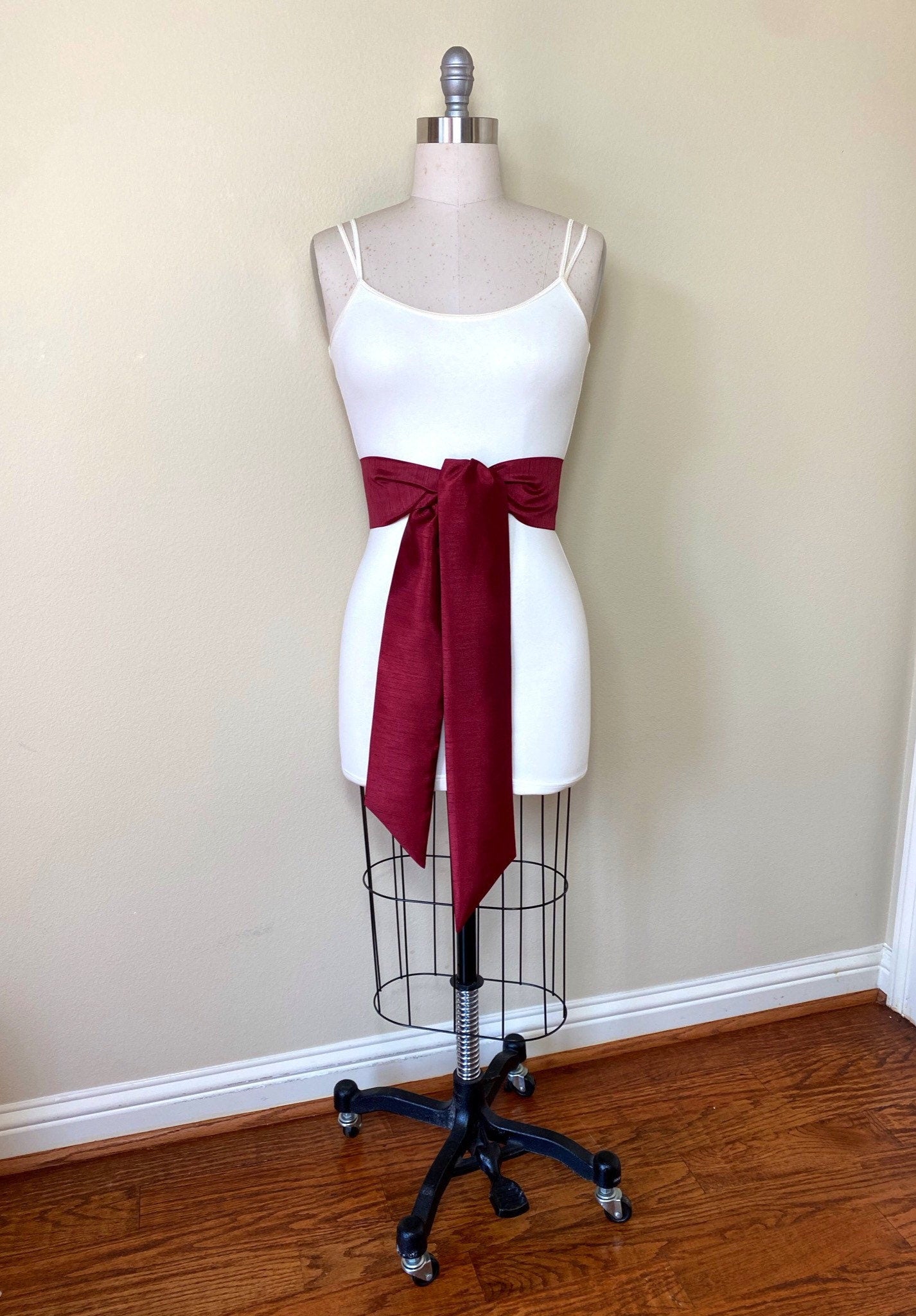 Wide Textured Burgundy Sash Belt, Burgundy Dupioni Sash, Burgundy Dress Sash, Dupioni Fabric Belt, Burgundy Wedding & Bridesmaid Satin Swank