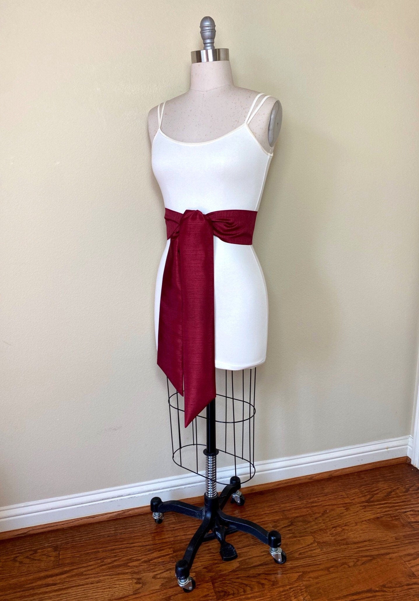 Wide Textured Burgundy Sash Belt, Burgundy Dupioni Sash, Burgundy Dress Sash, Dupioni Fabric Belt, Burgundy Wedding & Bridesmaid Satin Swank