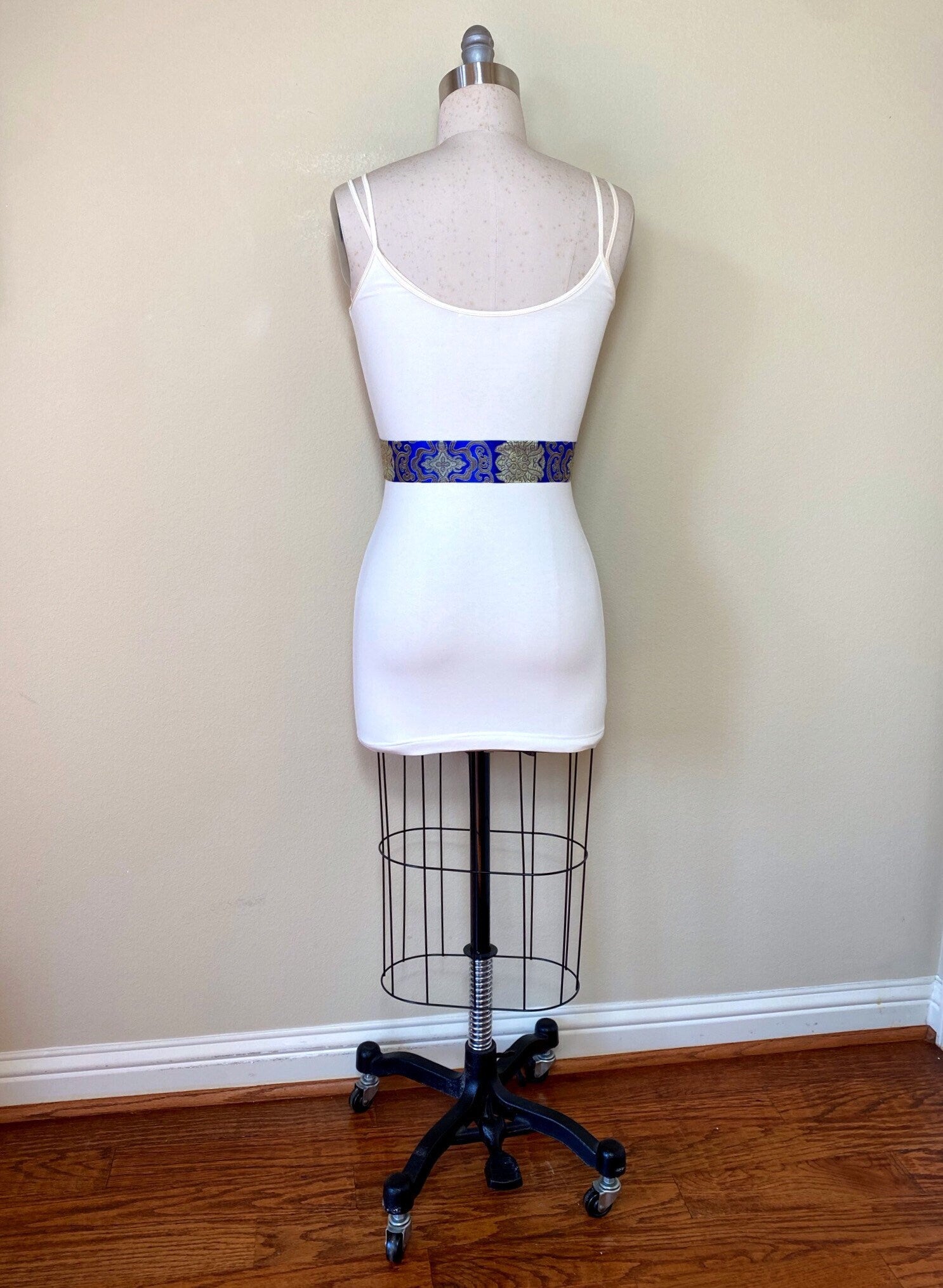 Narrow Blue & Gold Chinese Brocade Sash, Gold and Blue Brocade Sash Belt, Blue Gold Obi Belt, Kimono Sash Belt, Asian Brocade, Satin Swank