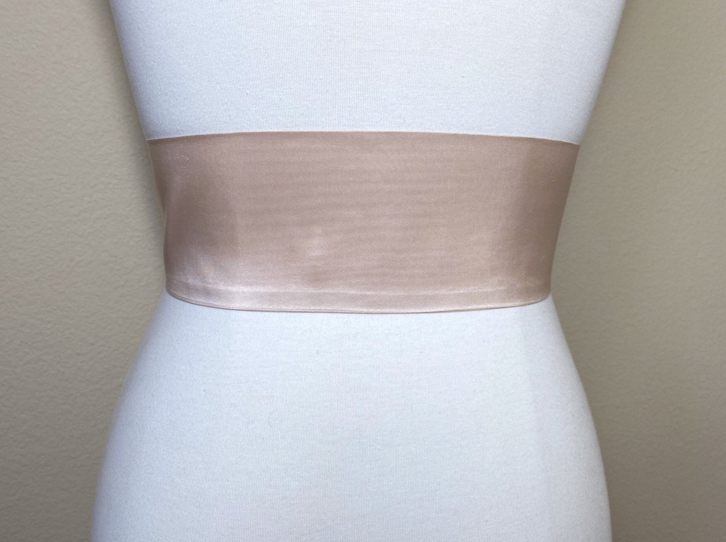 Crisp Taffeta Sash in Champagne, Taffeta Bow Belt, Formal Dress Sash, Champagne Taffeta Sash, Champagne Sash Belt, Satin Swank