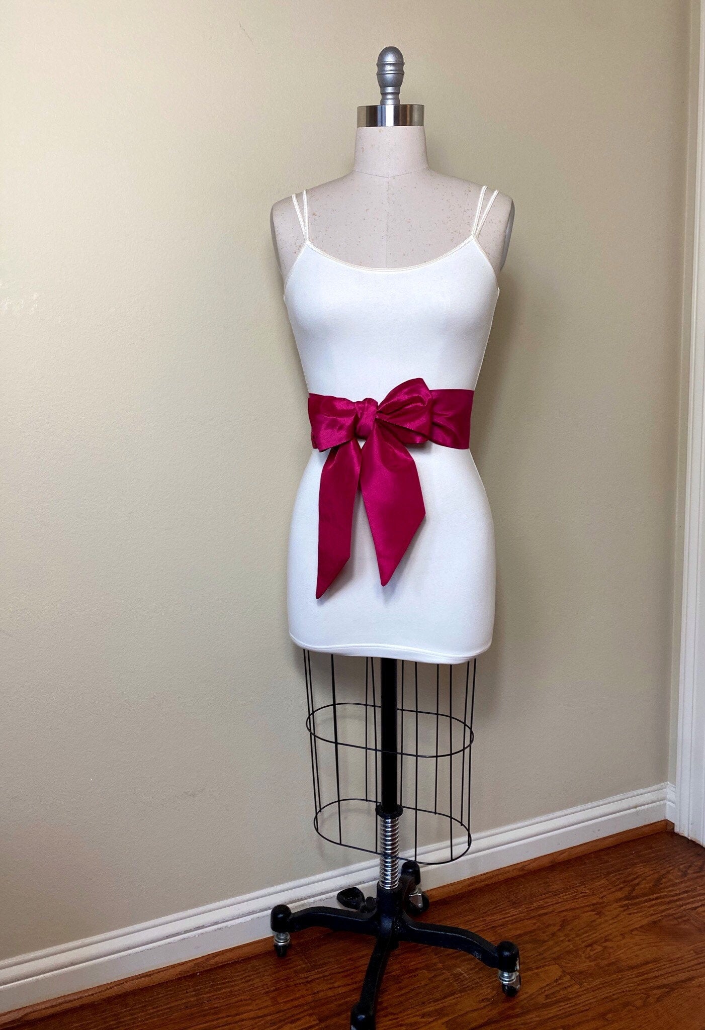 Crisp Taffeta Sash in Vivid Raspberry, Taffeta Bow Belt, Formal Dress Sash, Raspberry Pink Sash Belt, Satin Swank