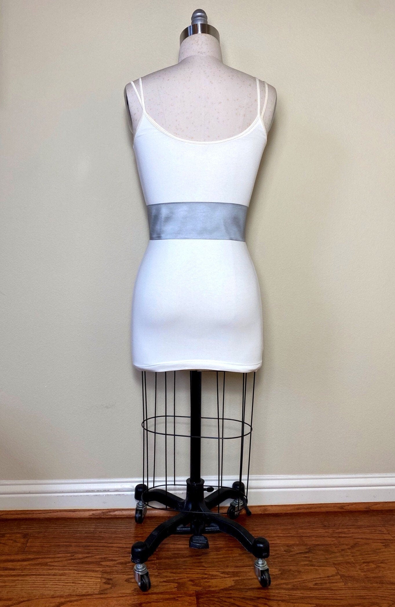 Crisp Taffeta Sash in Silver Gray, Silver Taffeta Sash, Formal Dress Sash, Gray Taffeta Sash Belt, Silver Taffeta Bow Belt, Satin Swank