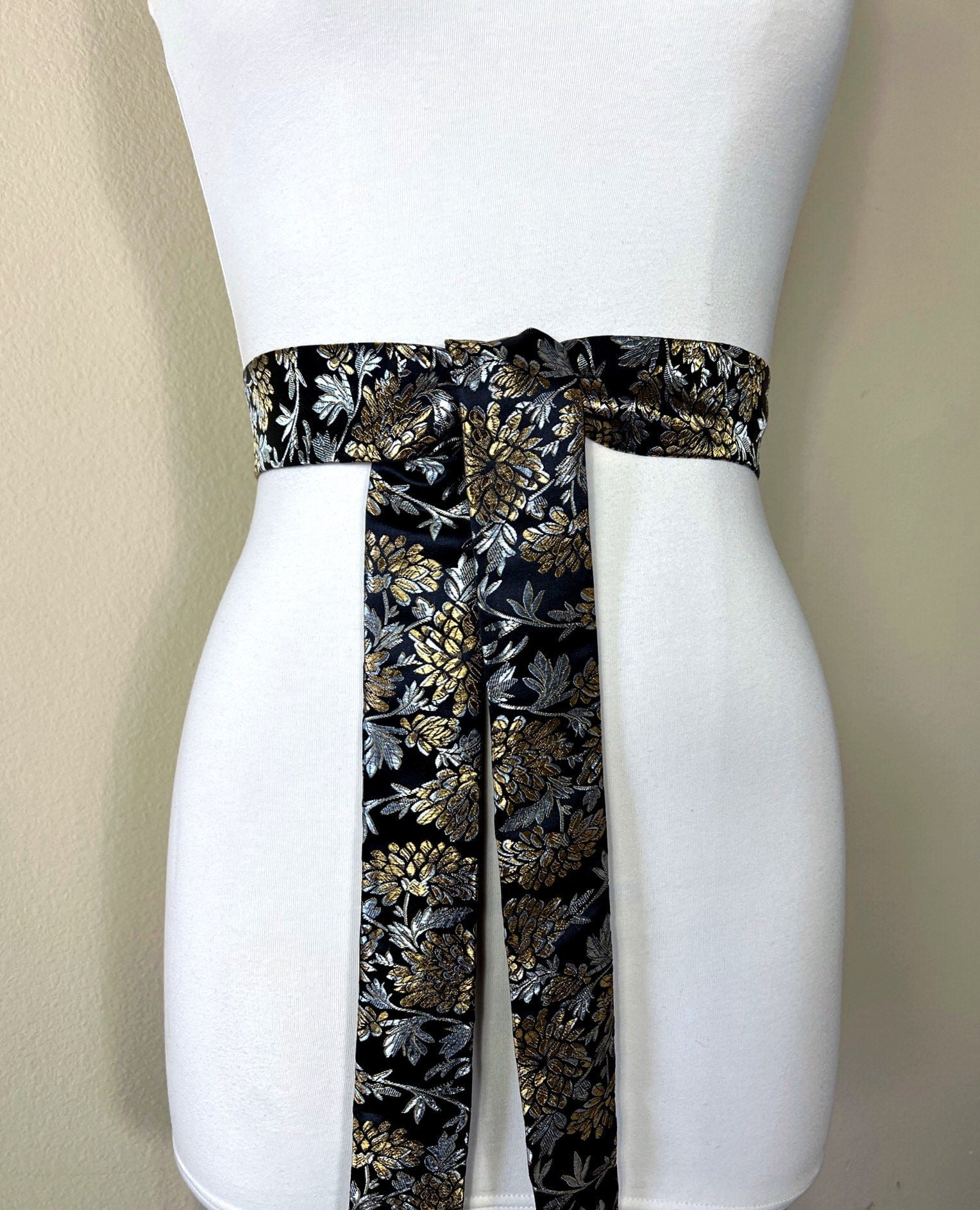 Black, Gold & Silver Chinese Brocade Sash, Silver Gold Satin Brocade, Black Silver Gold Obi Belt, Asian Brocade Kimono Belt, Satin Swank