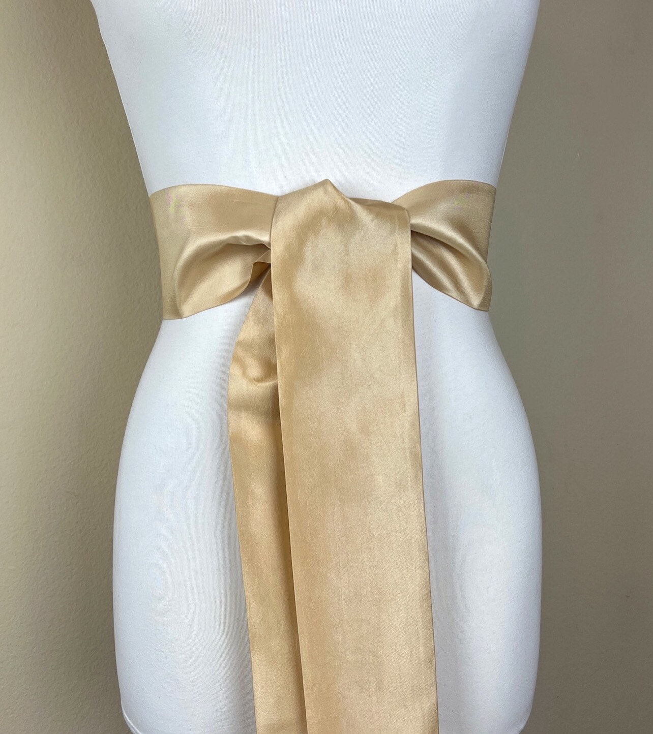 Crisp Taffeta Sash in Pale Gold, Gold Dress Sash, Gold Taffeta Sash Belt, Gold Sash Belt, Wide Gold Belt, Gold Wedding Sash, Satin Swank
