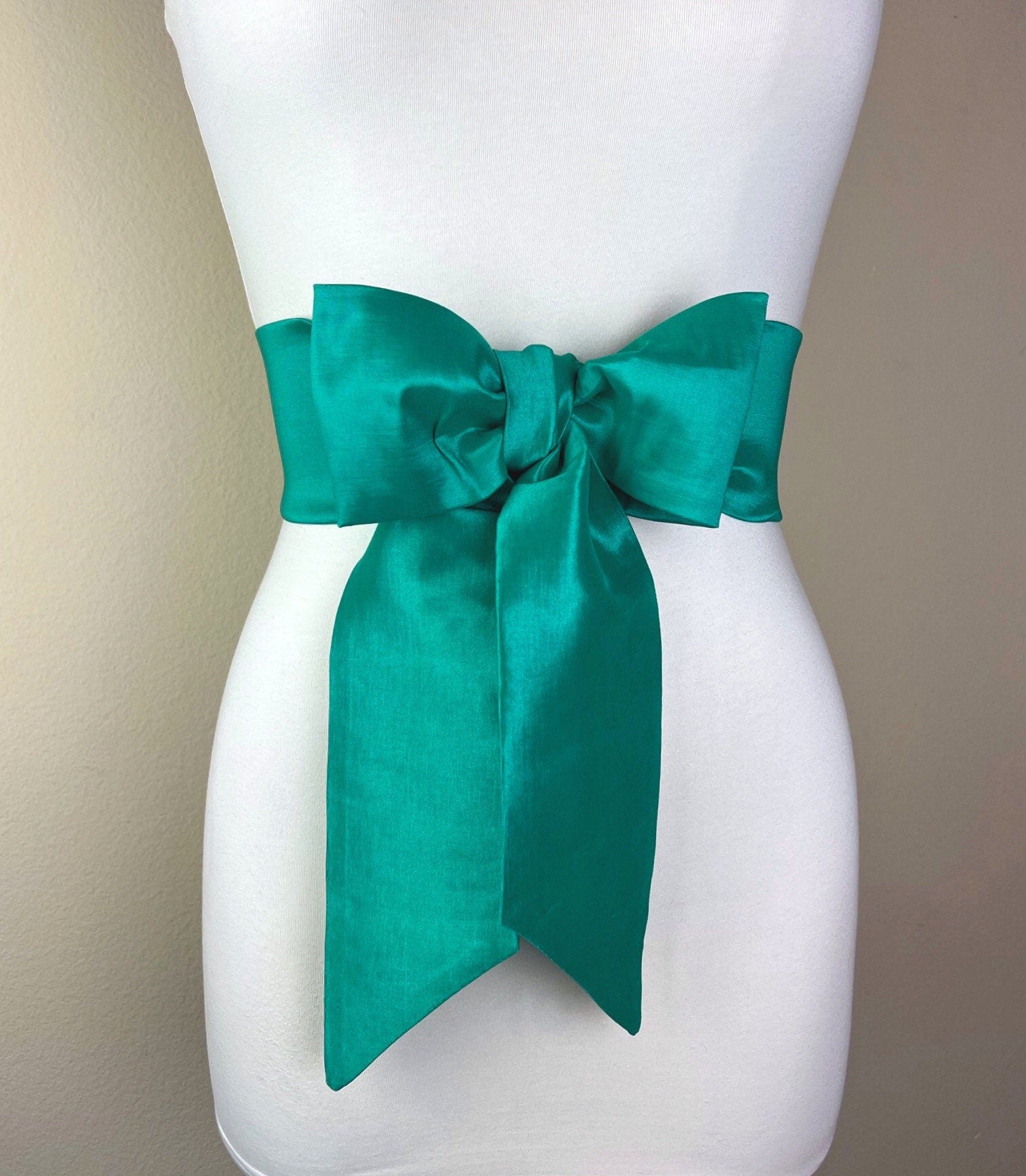 Crisp Taffeta Sash in Jade Green, Jade Green Taffeta Sash Belt, Green Dress Sash, Jade Sash Belt, Jade Wedding Sash, Satin Swank