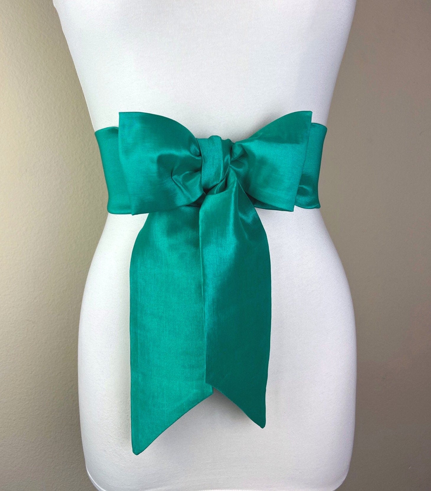 Crisp Taffeta Sash in Jade Green, Jade Green Taffeta Sash Belt, Green Dress Sash, Jade Sash Belt, Jade Wedding Sash, Satin Swank