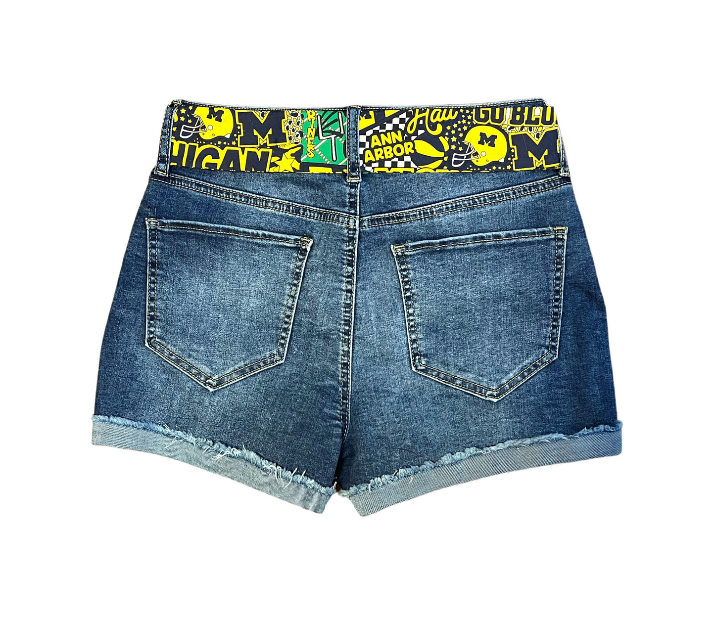 University of Michigan Sash Belt, Michigan Tailgate Outfit, Michigan Game Day Outfit, Wolverines Tailgate, Michigan Game Day + More Colleges