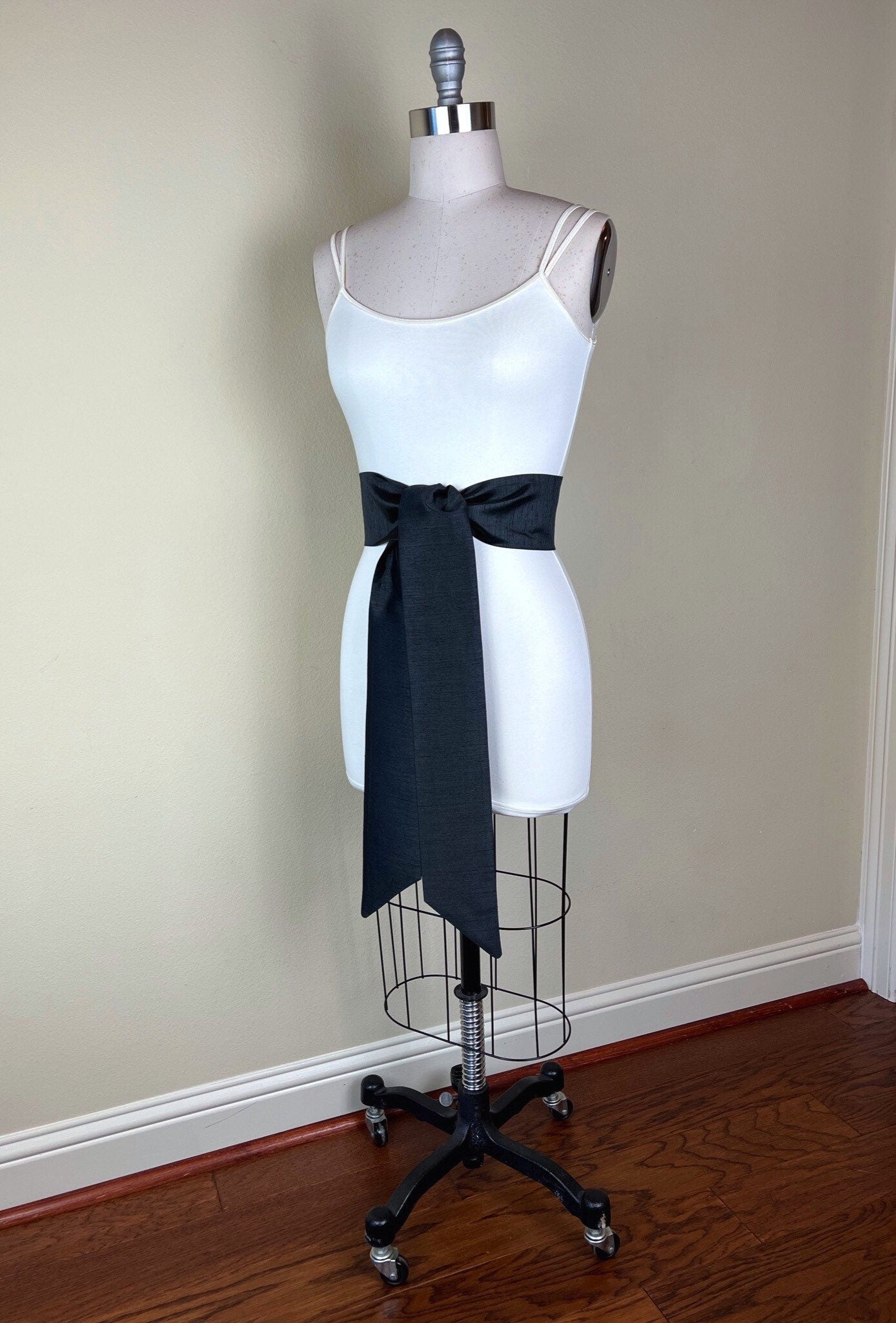 Wide Textured Black Sash Belt, Black Dupioni Sash, Black Dress Sash, Dupioni Fabric Belt, Black Wedding Sash, Bridesmaid Dress, Satin Swank