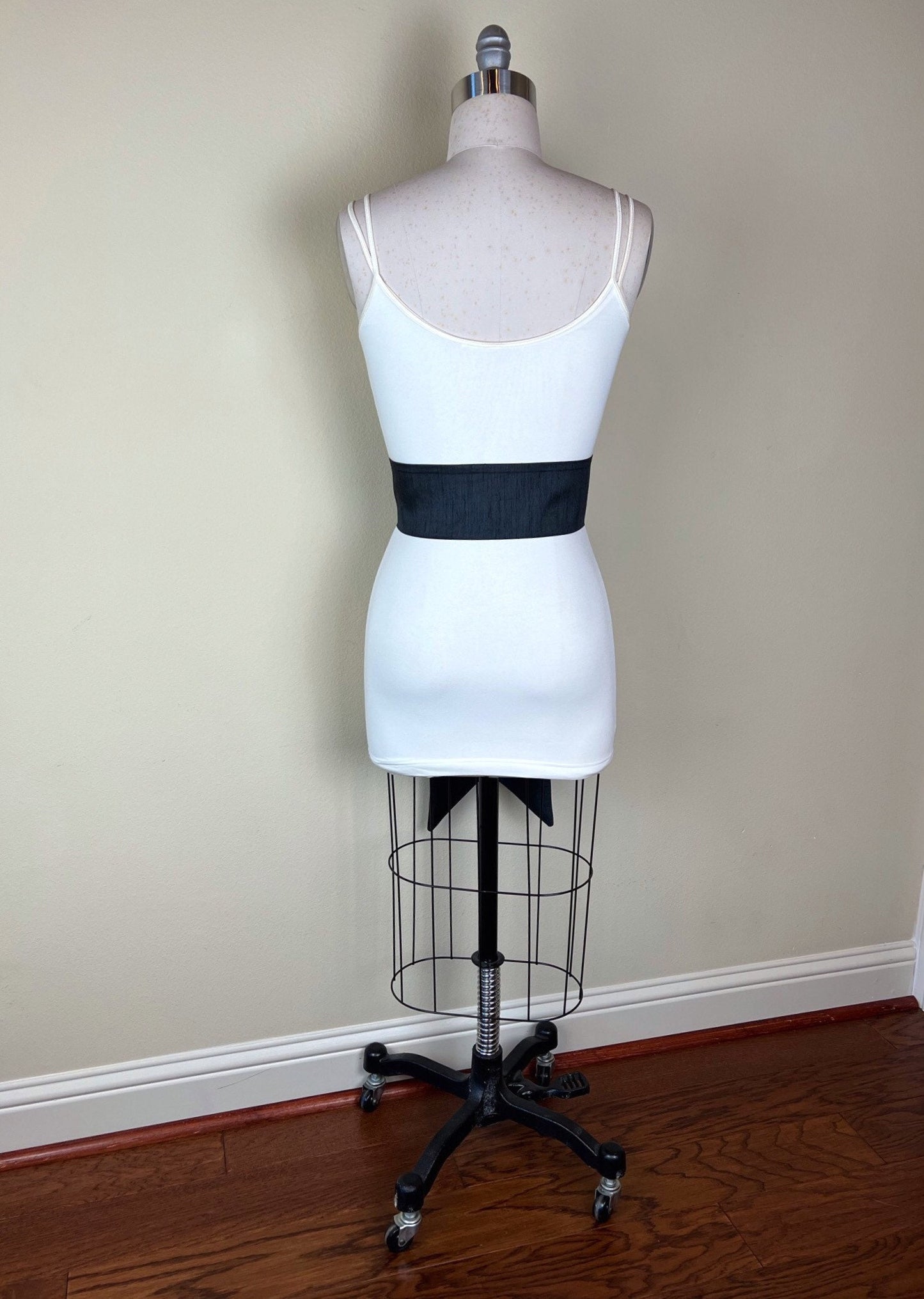 Wide Textured Black Sash Belt, Black Dupioni Sash, Black Dress Sash, Dupioni Fabric Belt, Black Wedding Sash, Bridesmaid Dress, Satin Swank