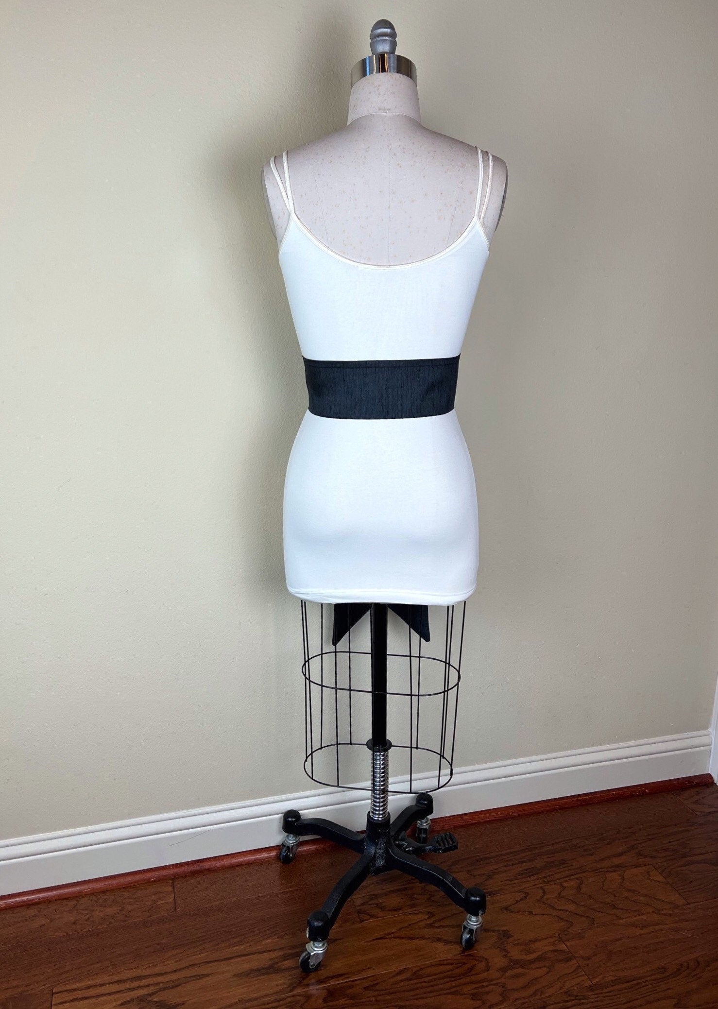 Wide Textured Black Sash Belt, Black Dupioni Sash, Black Dress Sash, Dupioni Fabric Belt, Black Wedding Sash, Bridesmaid Dress, Satin Swank