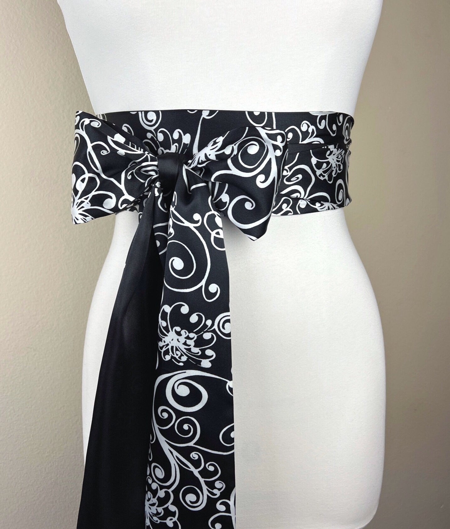 Black & White Sash Belt, Printed White and Black Satin Sash, Reverses to Solid Black Sash, Satin Sash Belt, Black Dress Sash, Satin Swank