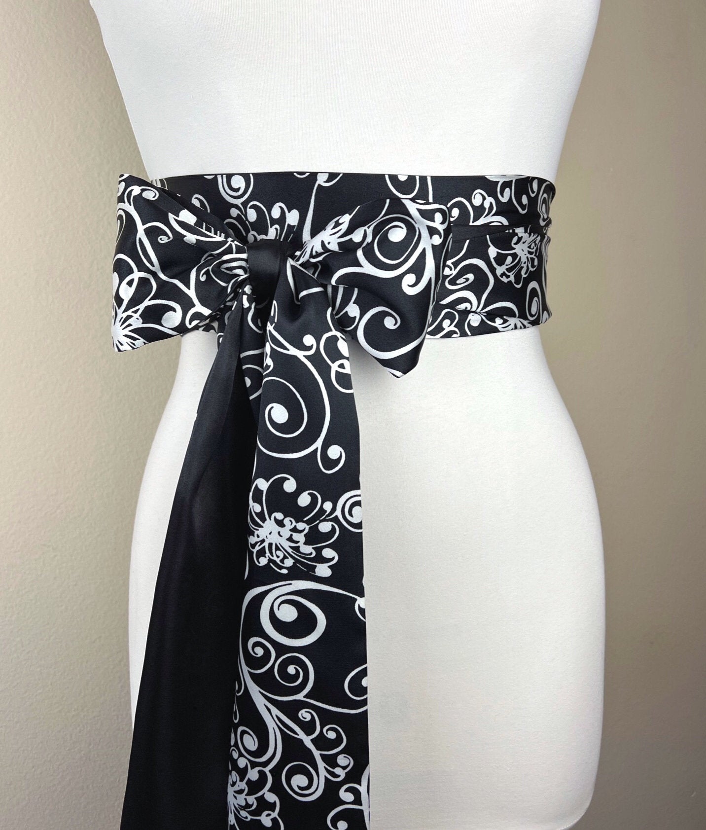 Black & White Sash Belt, Printed White and Black Satin Sash, Reverses to Solid Black Sash, Satin Sash Belt, Black Dress Sash, Satin Swank