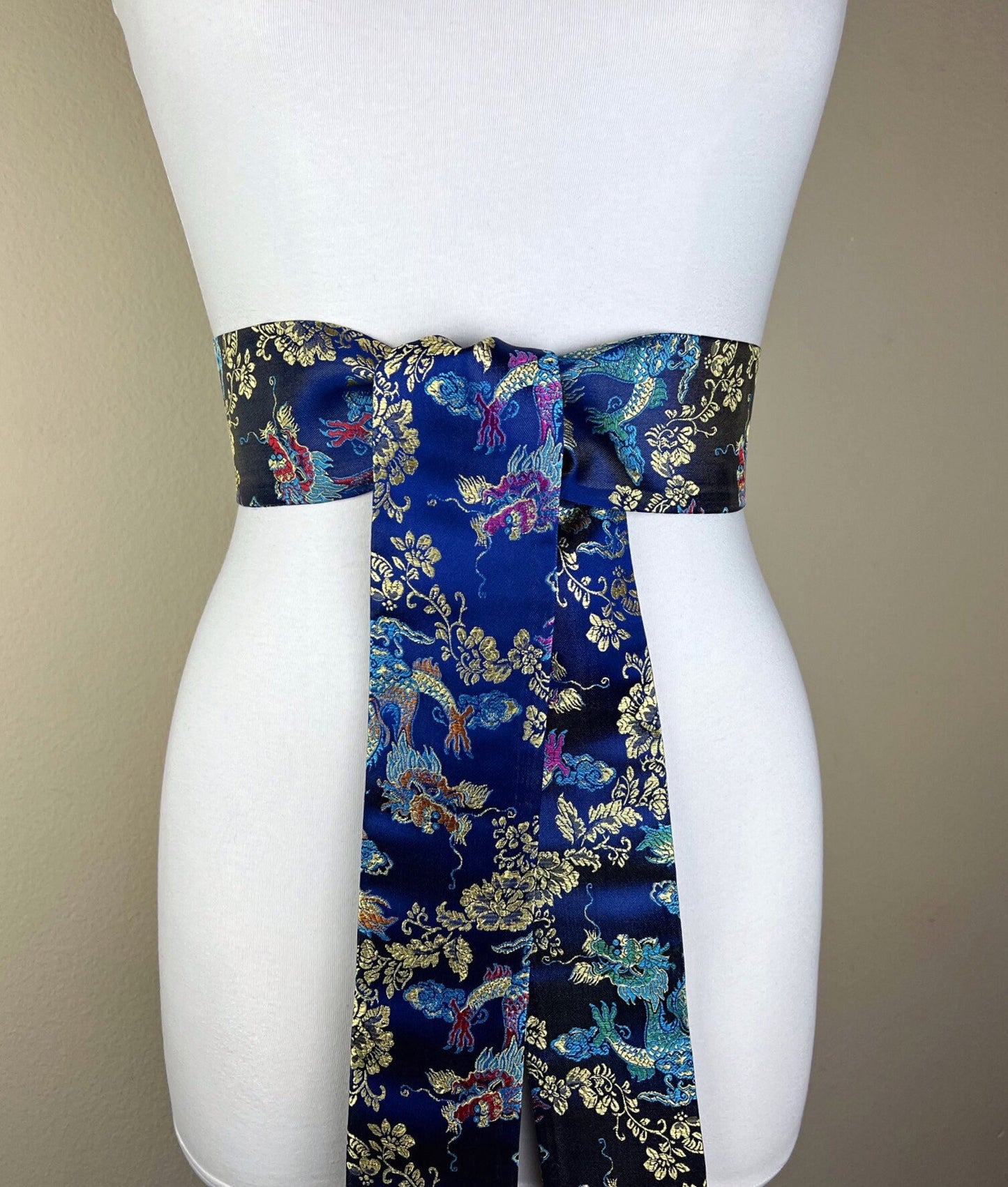 Wide Royal Blue Chinese Dragon Sash, Chinese Dragon Belt, Blue & Gold Brocade Sash, Dragon Obi Belt, Asian Brocade Kimono Belt, Satin Swank