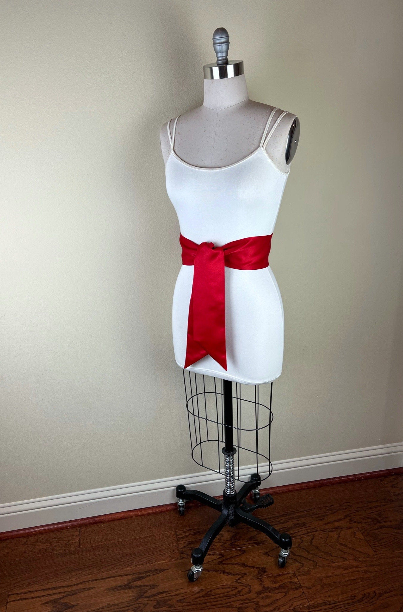Wide Red Sash in Matte Satin, Wide Red Sash Belt, Red Dress Sash, Matte Red Sash, Formal Dress Sash, Red Belt, Red Waist Sash, Satin Swank