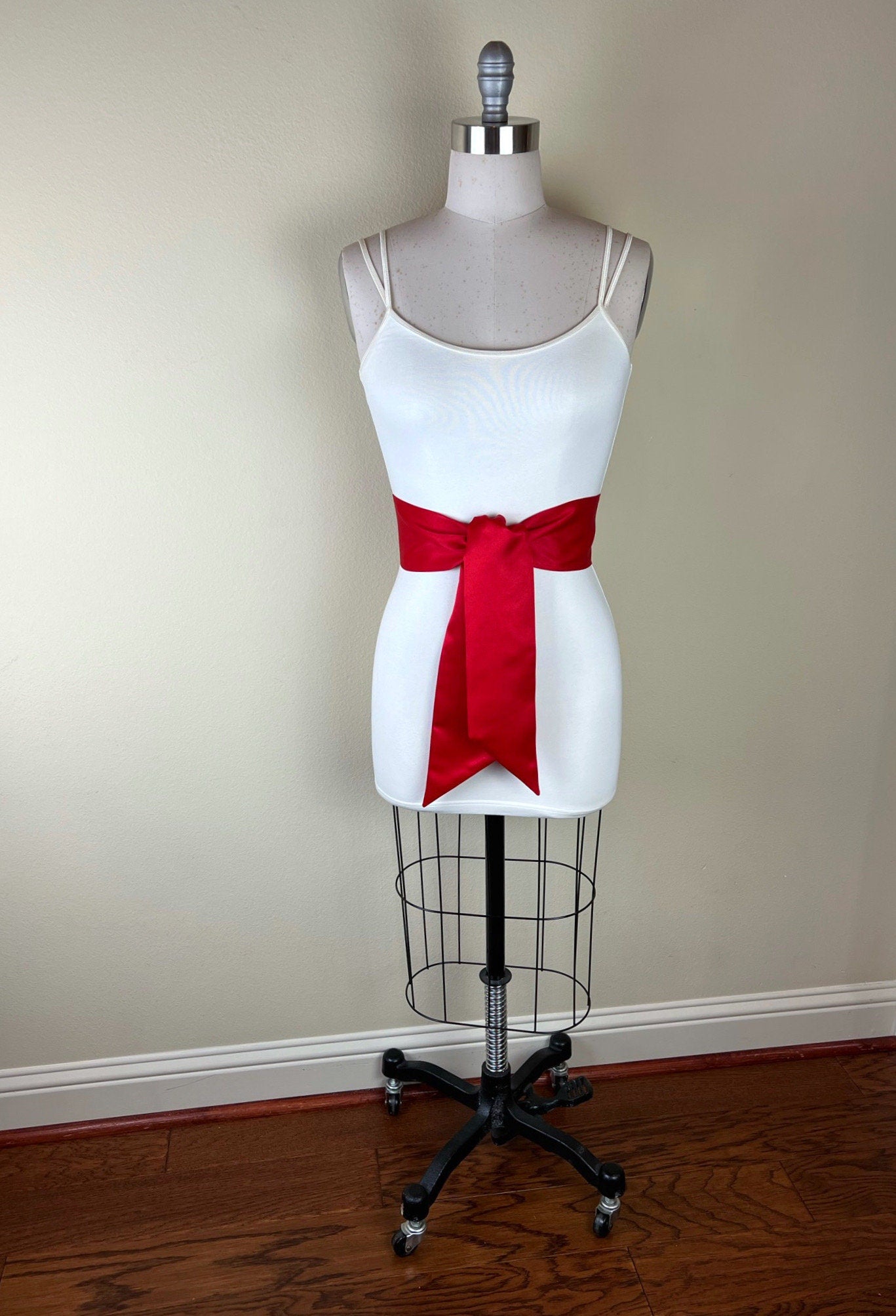 Wide Red Sash in Matte Satin, Wide Red Sash Belt, Red Dress Sash, Matte Red Sash, Formal Dress Sash, Red Belt, Red Waist Sash, Satin Swank