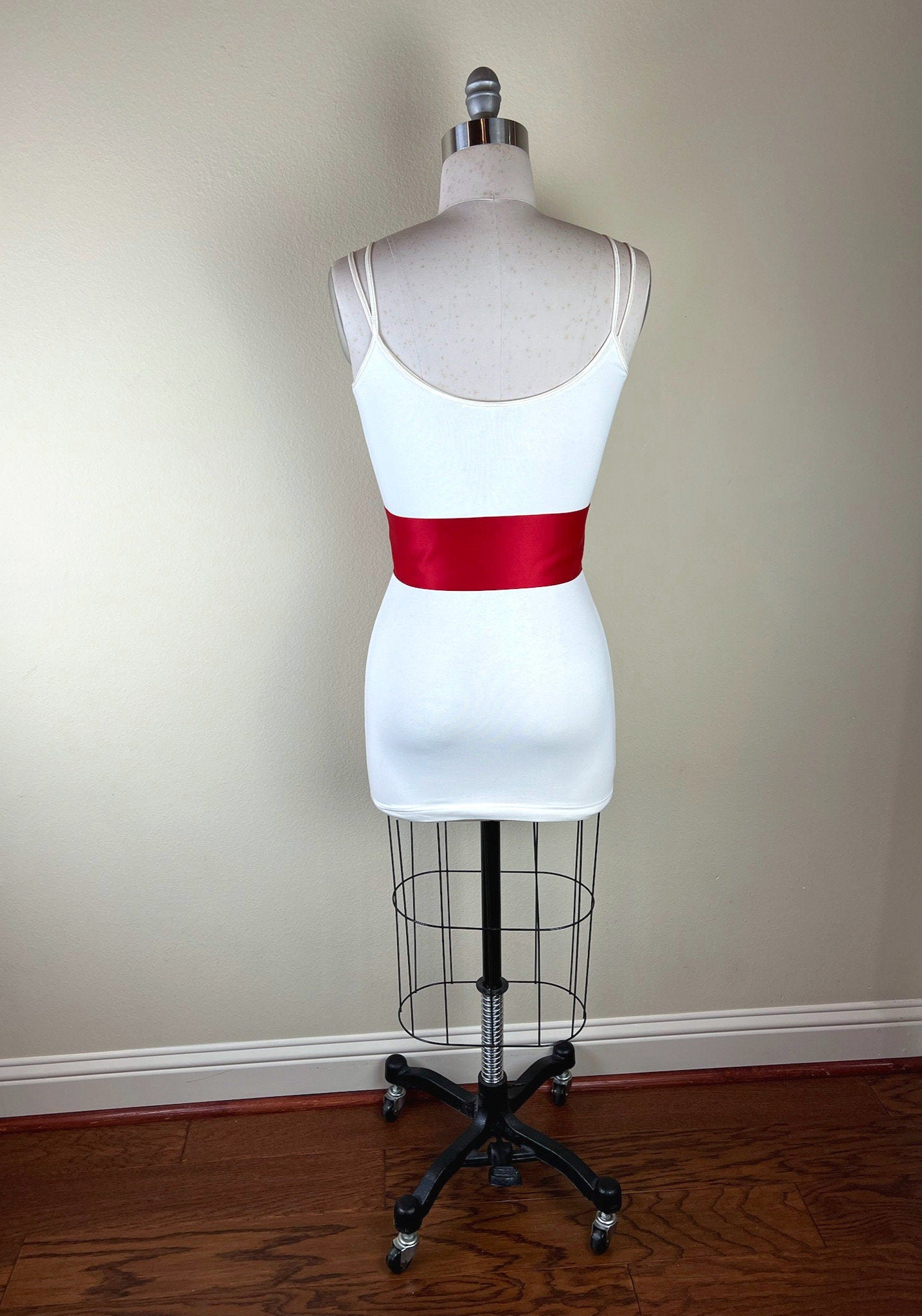 Wide Red Sash in Matte Satin, Wide Red Sash Belt, Red Dress Sash, Matte Red Sash, Formal Dress Sash, Red Belt, Red Waist Sash, Satin Swank