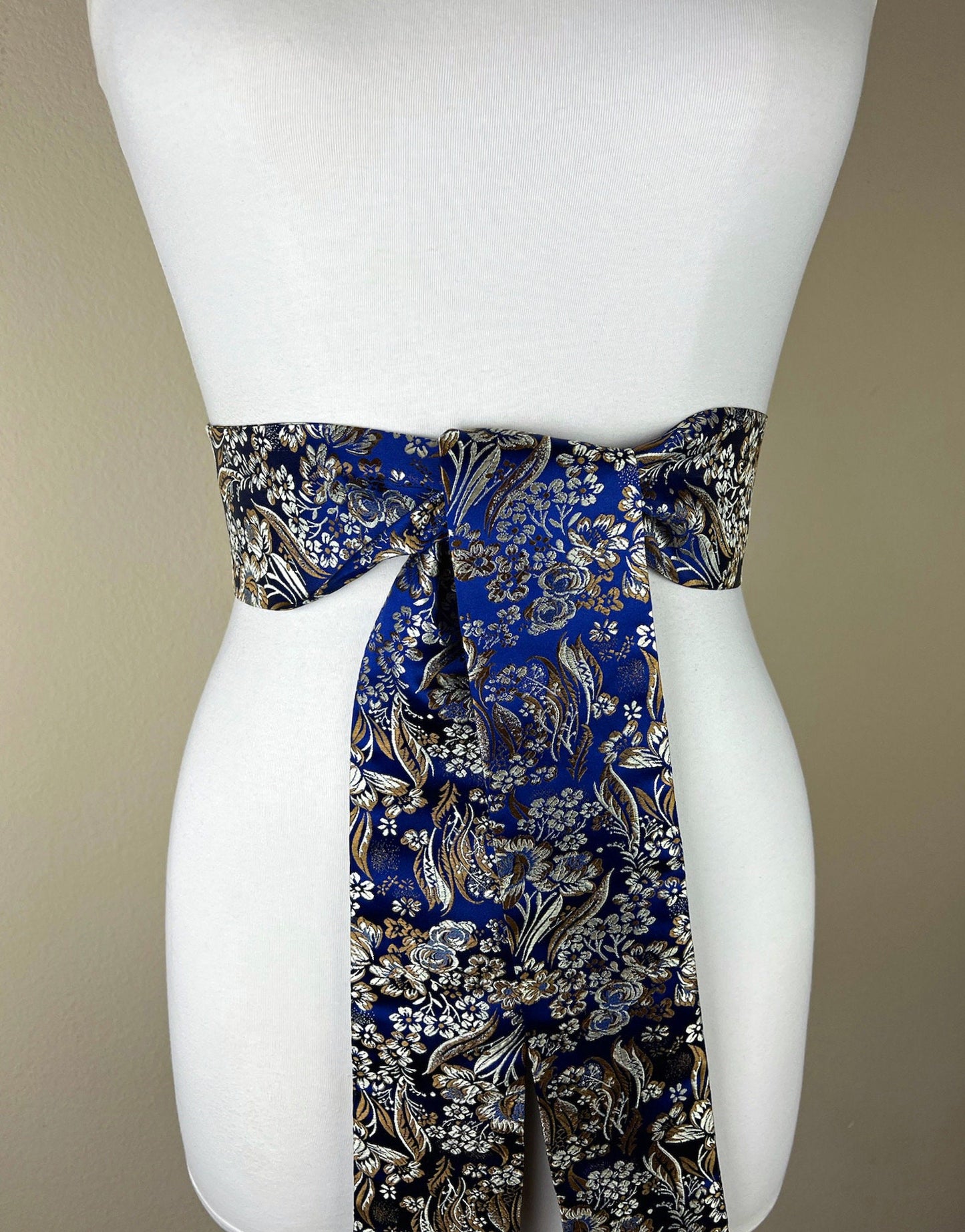 Wide Asian Brocade Sash in Lapis Blue, Floral Sash in Blue & Gold Satin Brocade, Wide Obi Belt, Kimono Sash, Floral Belt, Satin Swank