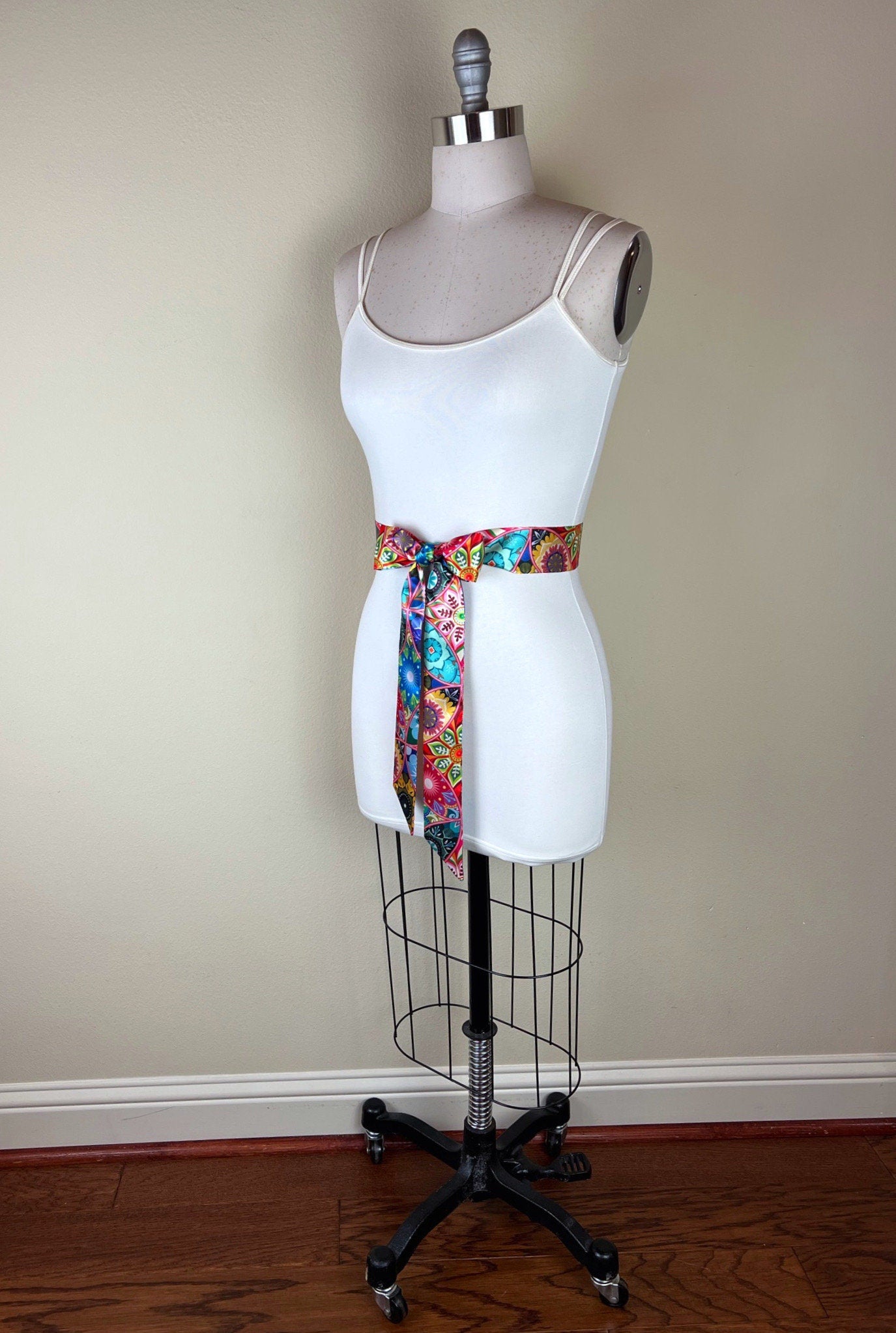 Narrow Kaleidoscope Print Sash, Mandala Print Sash Belt, Boho Accessories, Multi Color Sash, Boho Belt, Print Satin Sash Belt, Satin Swank