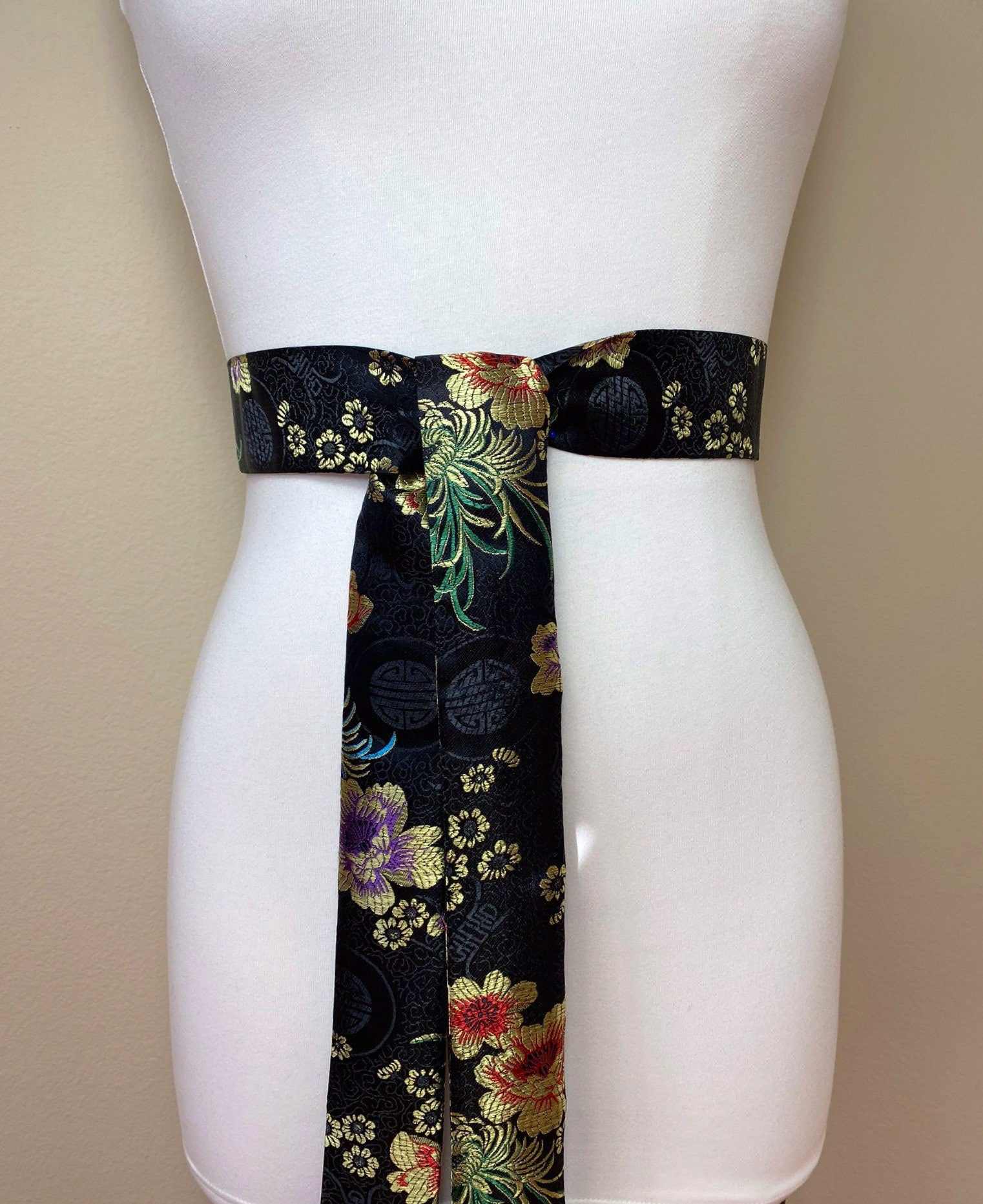 Narrow Black Chinese Brocade Sash, Black & Gold Brocade Sash Belt, Black Obi Belt, Kimono Sash Belt, Floral Asian Brocade Sash, Satin Swank