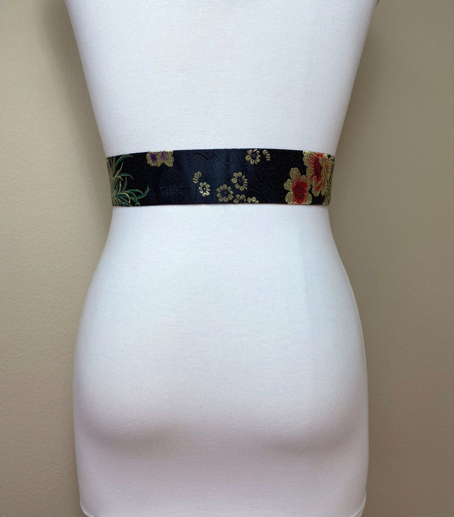 Narrow Black Chinese Brocade Sash, Black & Gold Brocade Sash Belt, Black Obi Belt, Kimono Sash Belt, Floral Asian Brocade Sash, Satin Swank