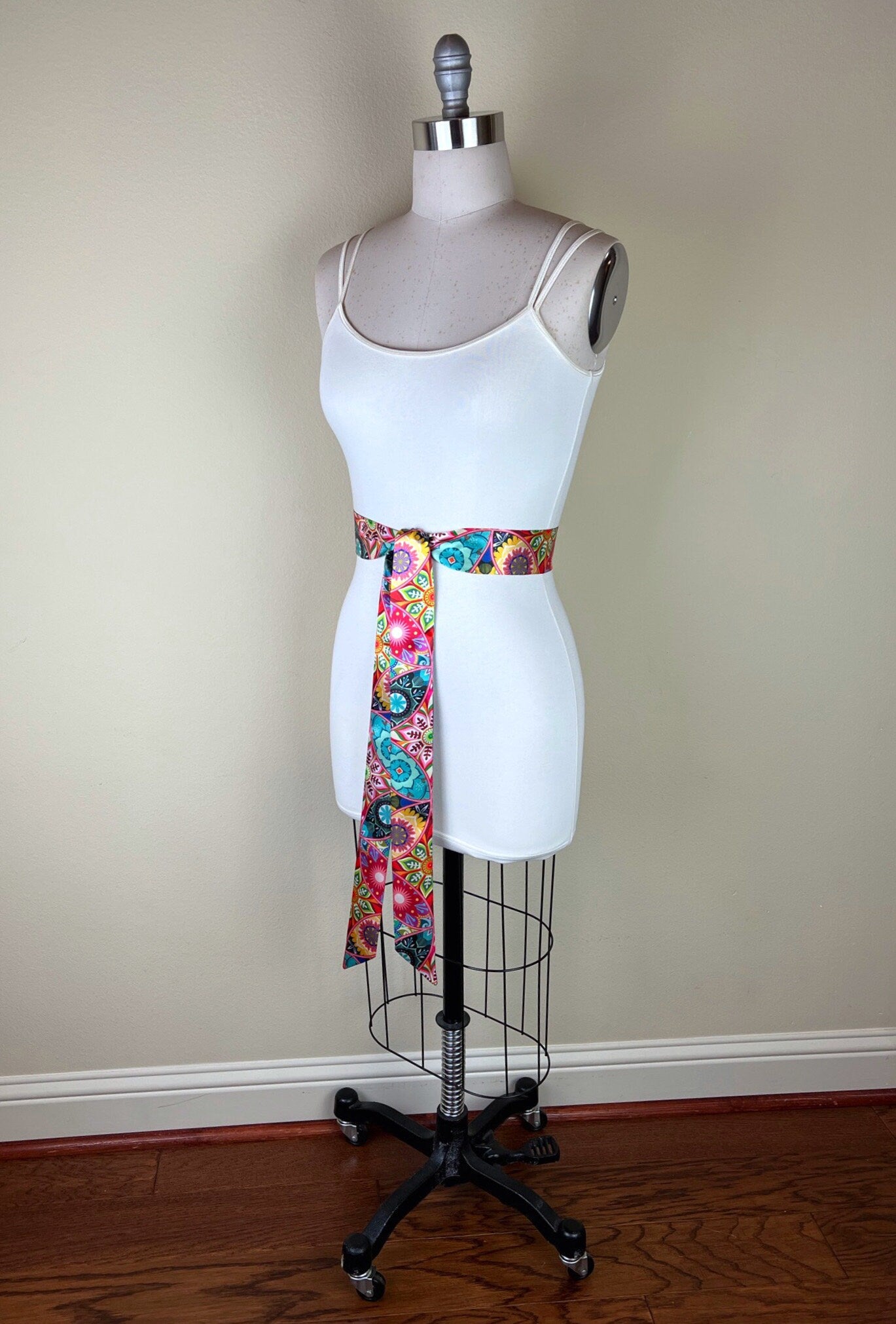 Narrow Kaleidoscope Print Sash, Mandala Print Sash Belt, Boho Accessories, Multi Color Sash, Boho Belt, Print Satin Sash Belt, Satin Swank