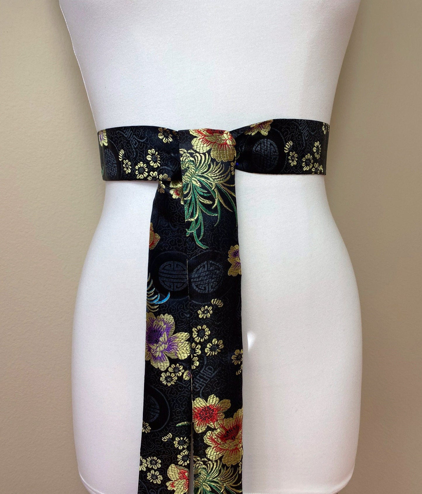 Narrow Black Chinese Brocade Sash, Black & Gold Brocade Sash Belt, Black Obi Belt, Kimono Sash Belt, Floral Asian Brocade Sash, Satin Swank